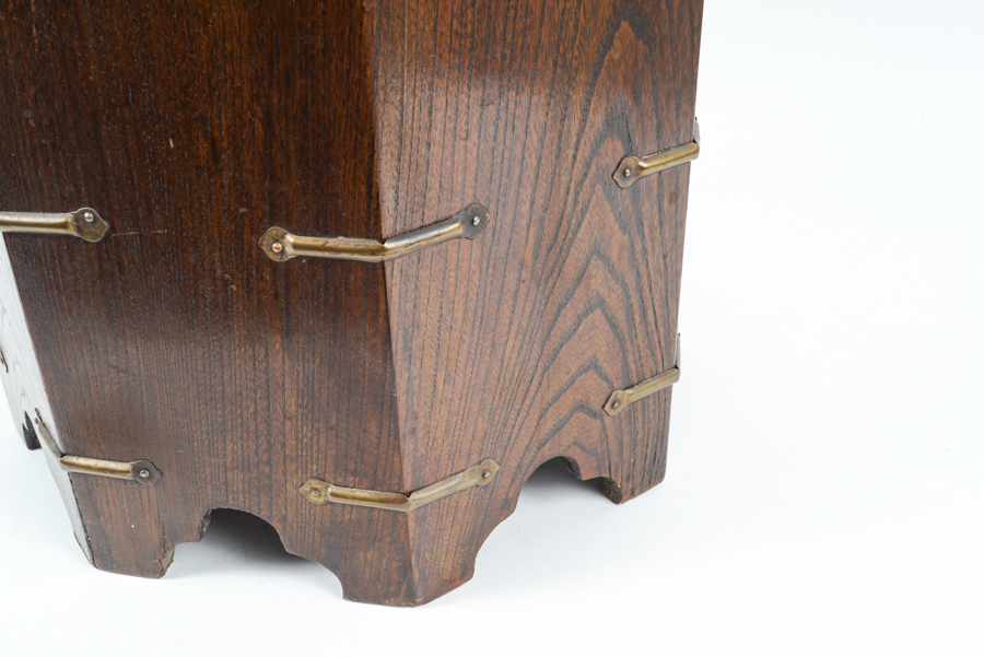 Vintage Korean Locking Hat Box