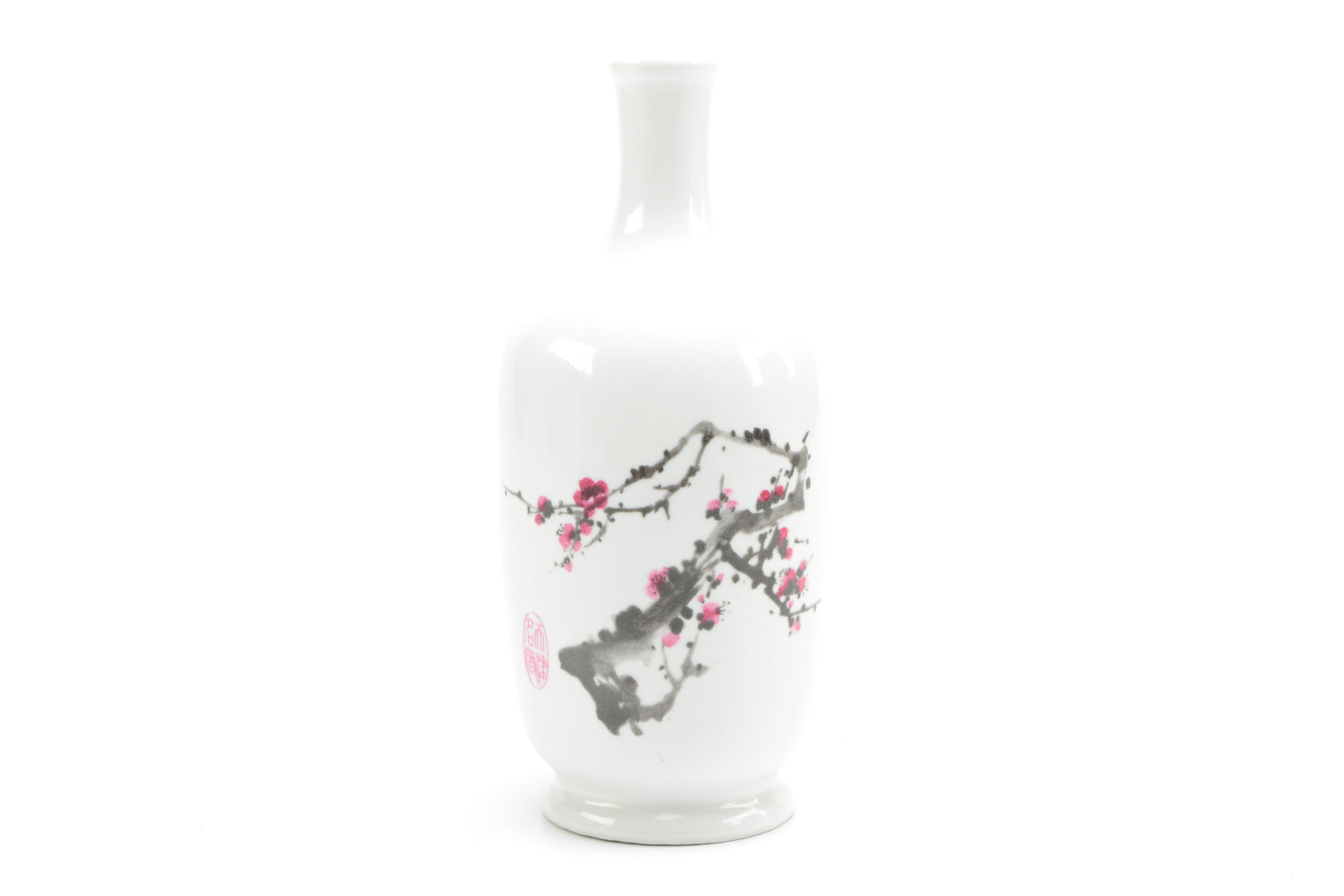 Asian-Inspired Serveware With Additional Pieces