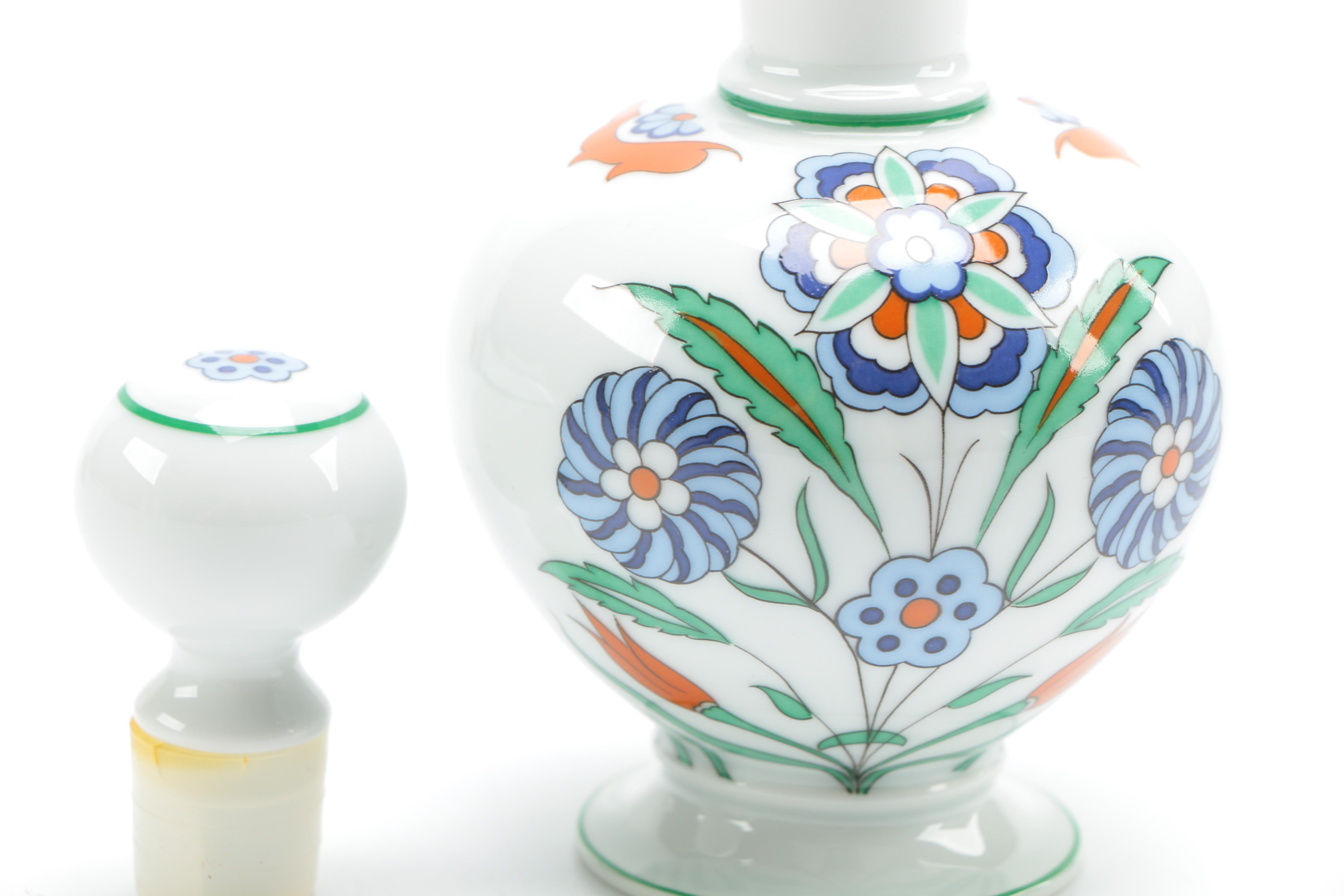 Asian-Inspired Serveware With Additional Pieces