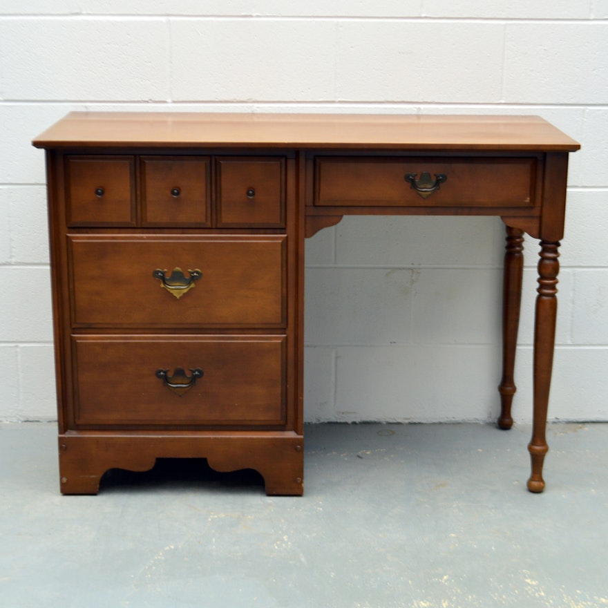 American Colonial Style Desk