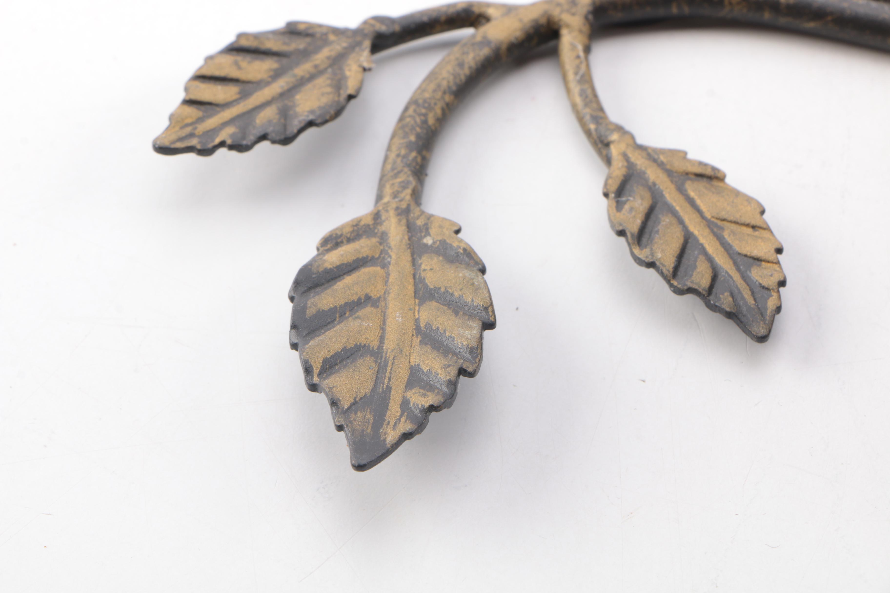 Metal Vine Decor Including Longaberger