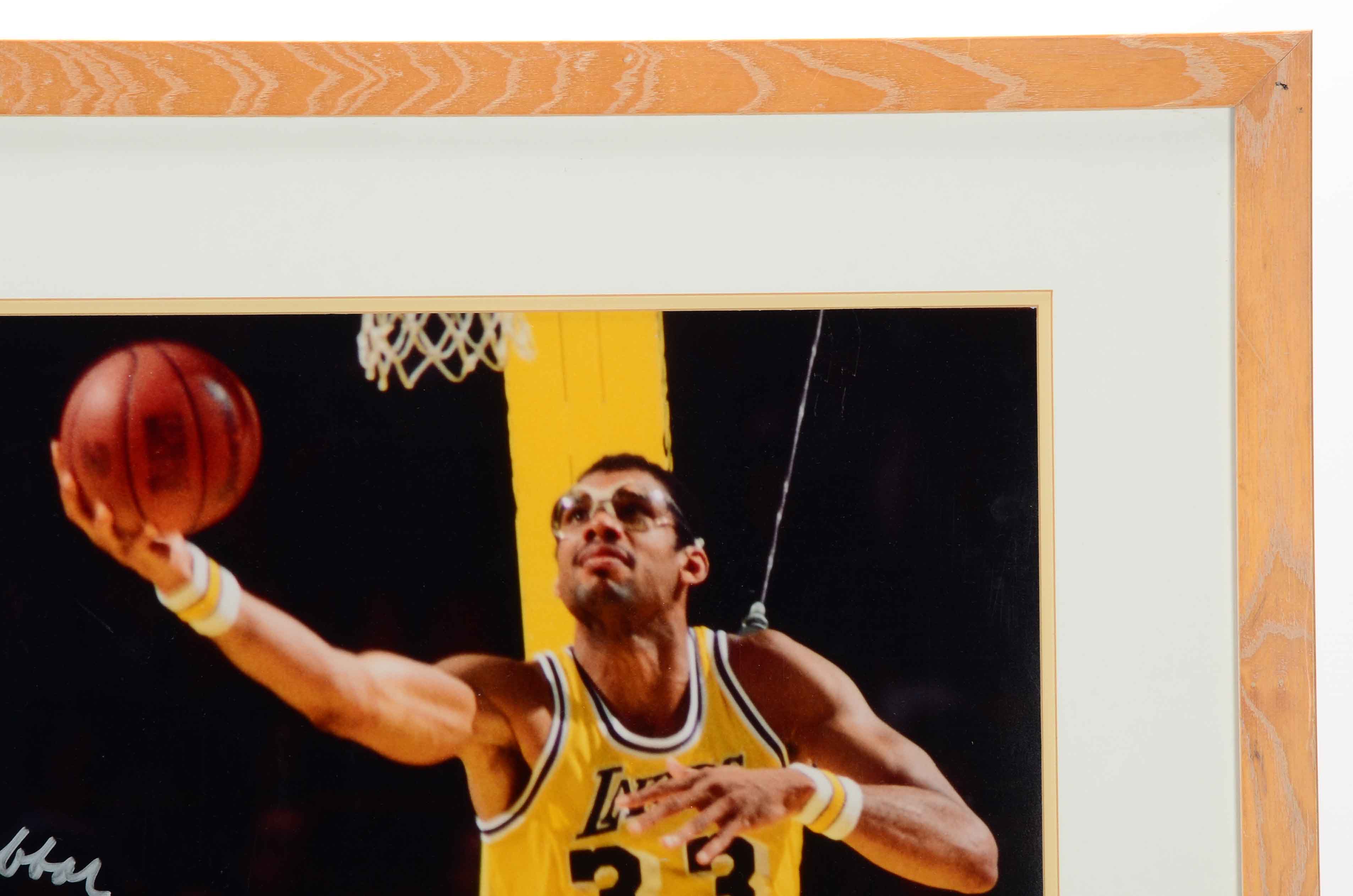 Kareem Abdul Jabbar Signed Photo  COA