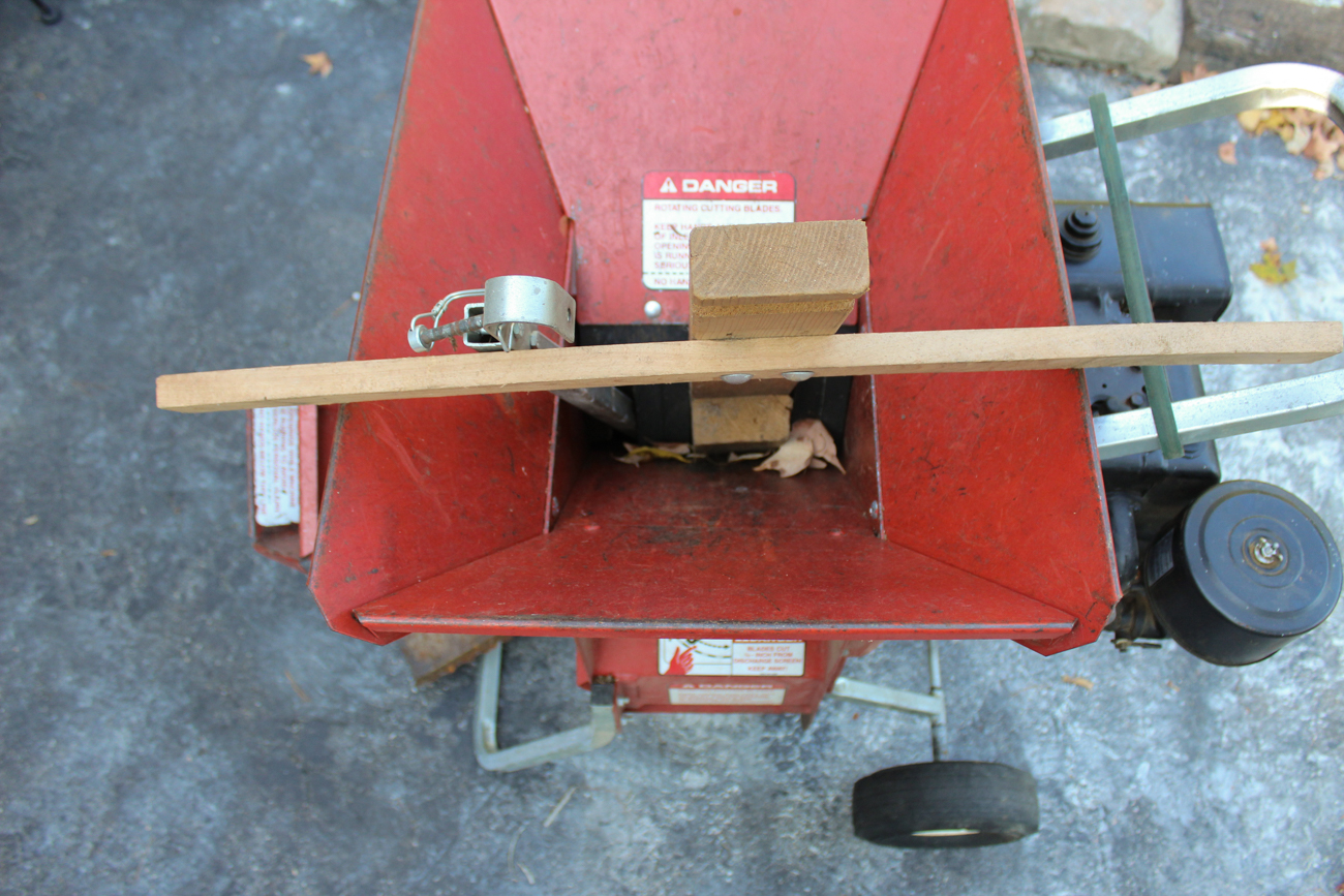 Troy-Bilt Super Tomahawk 2-in-1 Chipper/Shredder