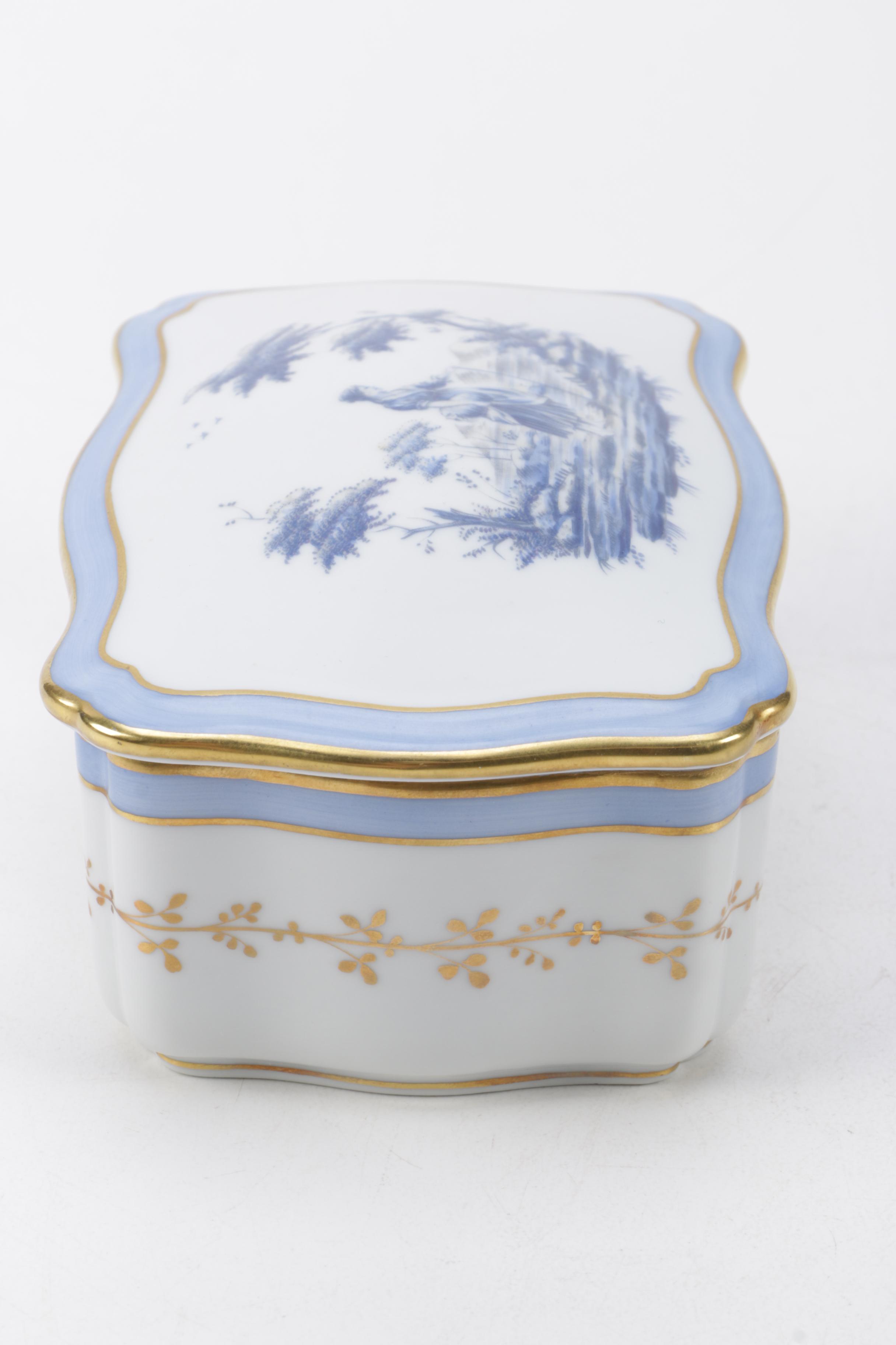 Richard Ginori Porcelain Trinket Box