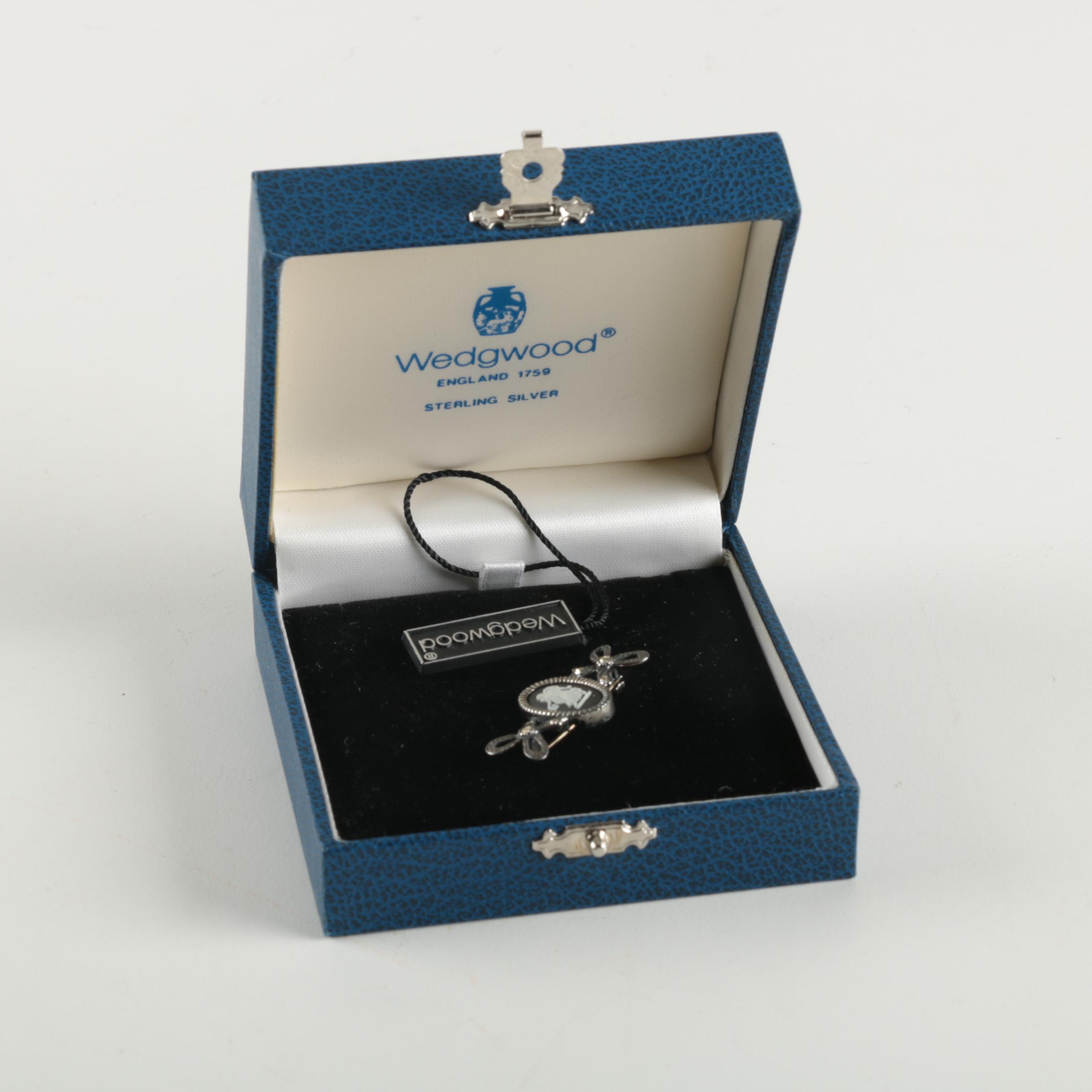 Wedgwood Sterling Silver and Jasperware Brooch