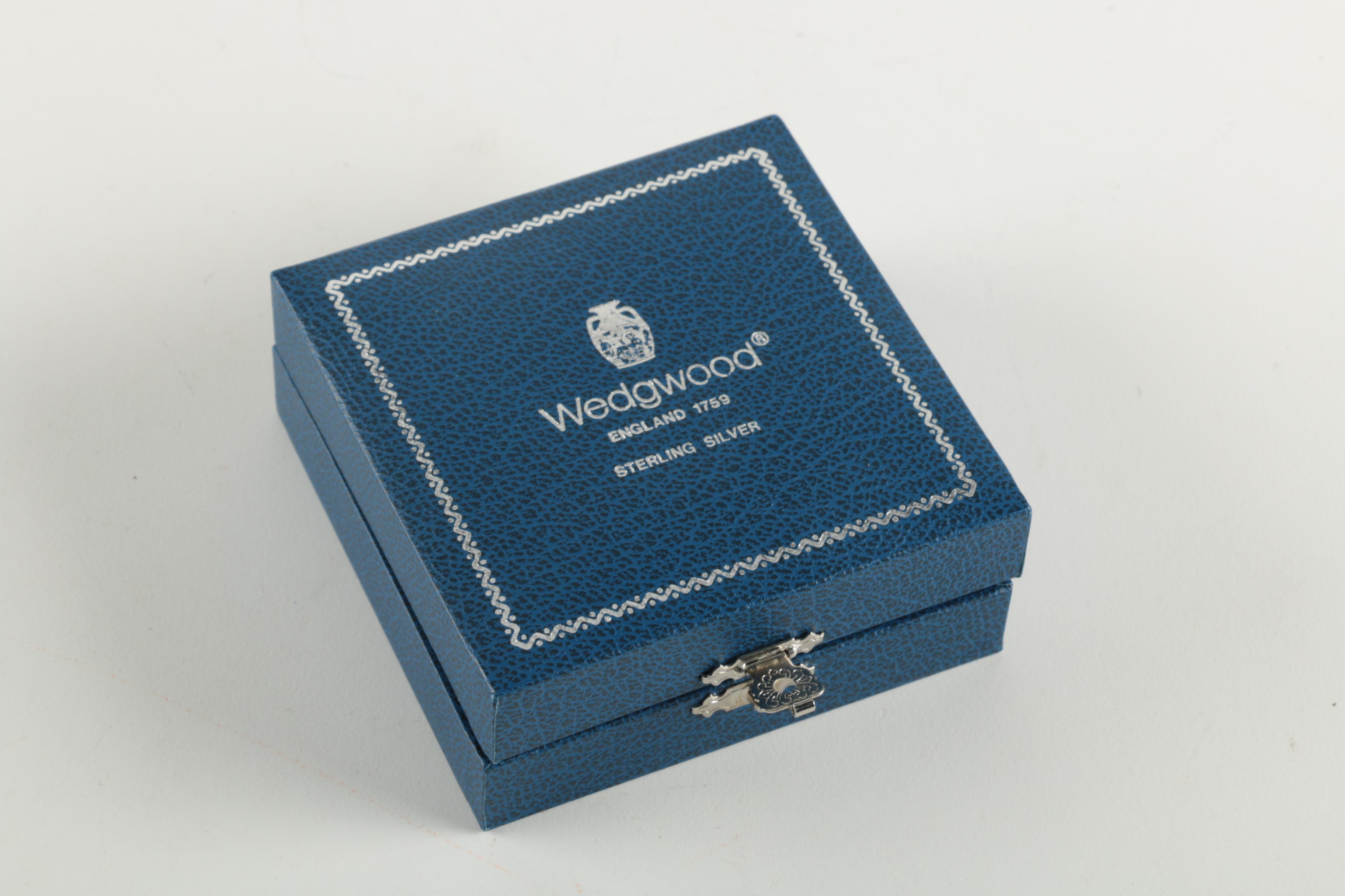 Wedgwood Sterling Silver and Jasperware Brooch
