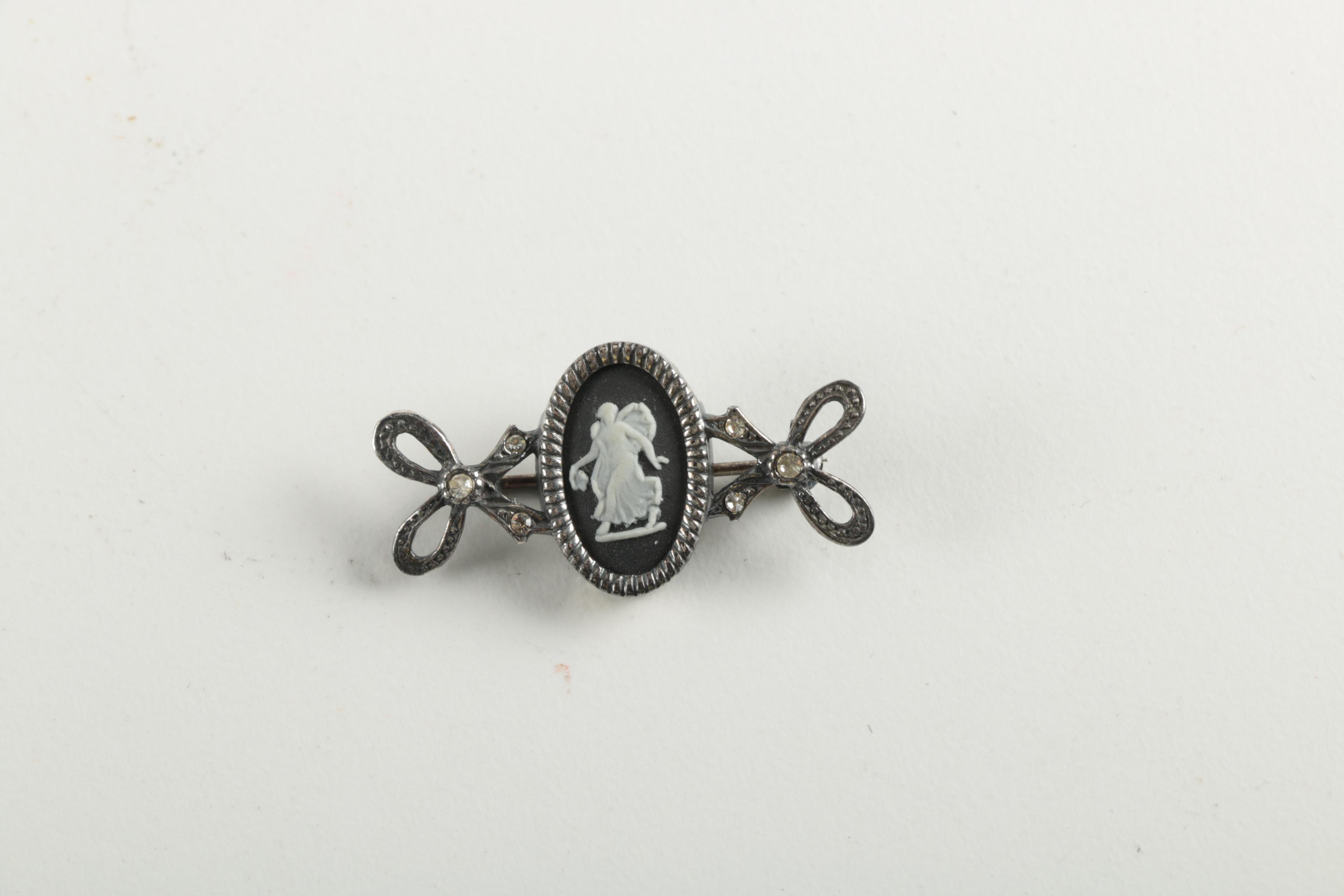 Wedgwood Sterling Silver and Jasperware Brooch
