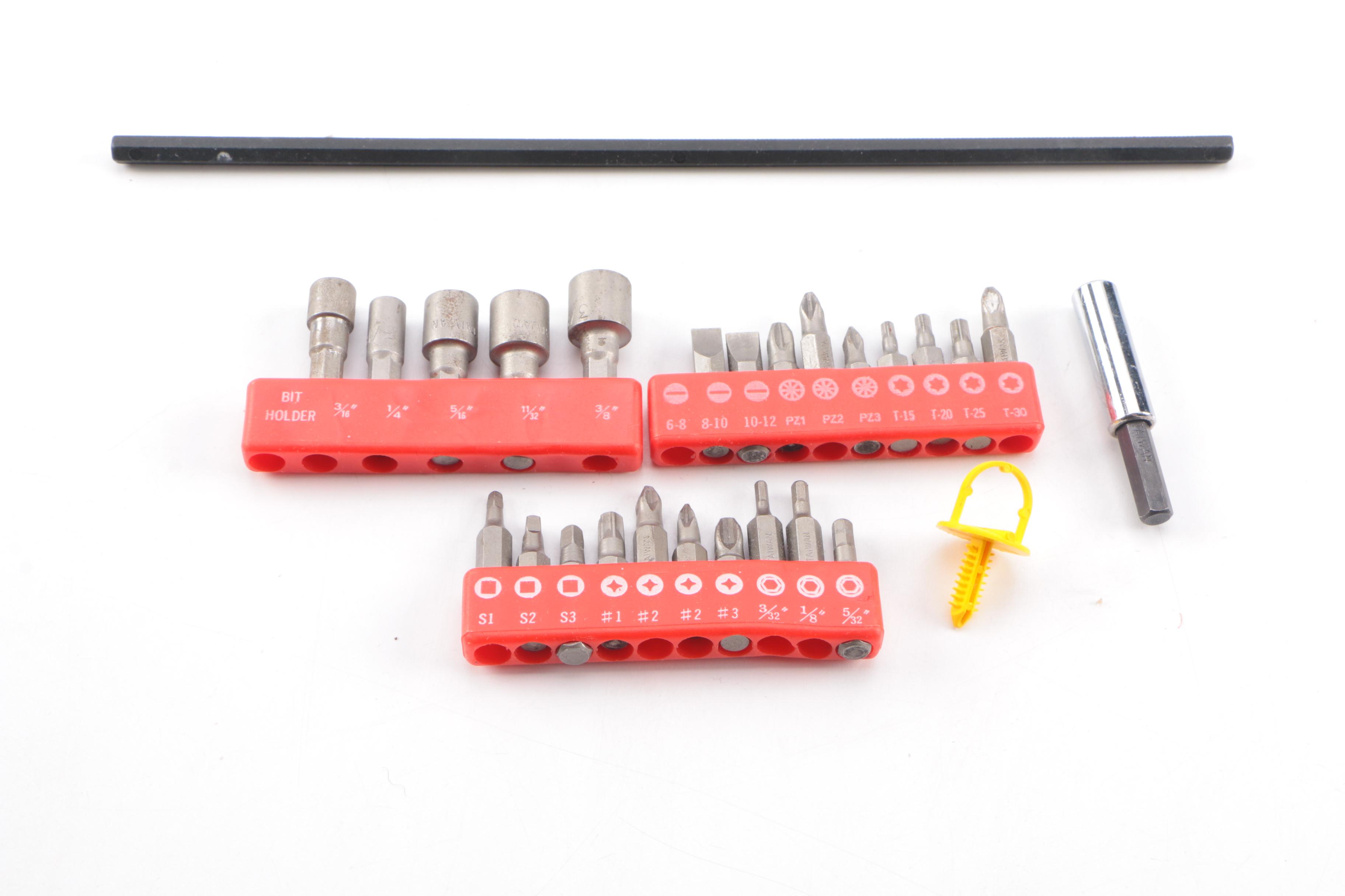 Makita HP1501 Corded Power Drill Set