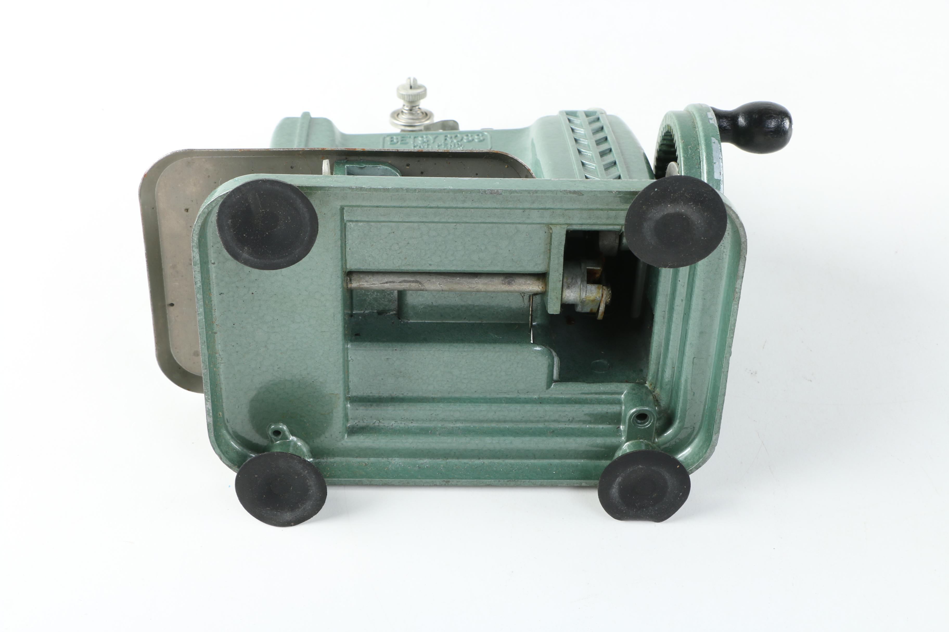 Vintage Betsy Ross Miniature Children's Sewing Machine