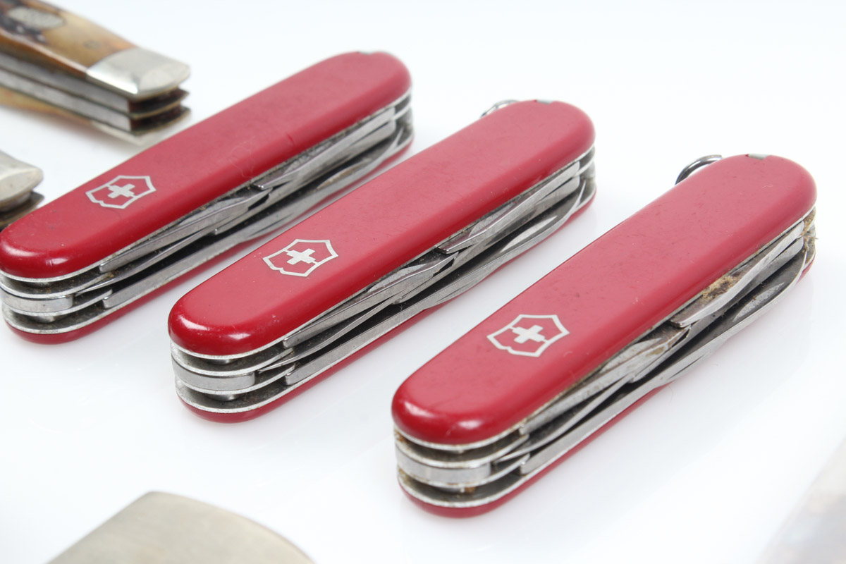 Vintage Folding Knives and Pocket Knives