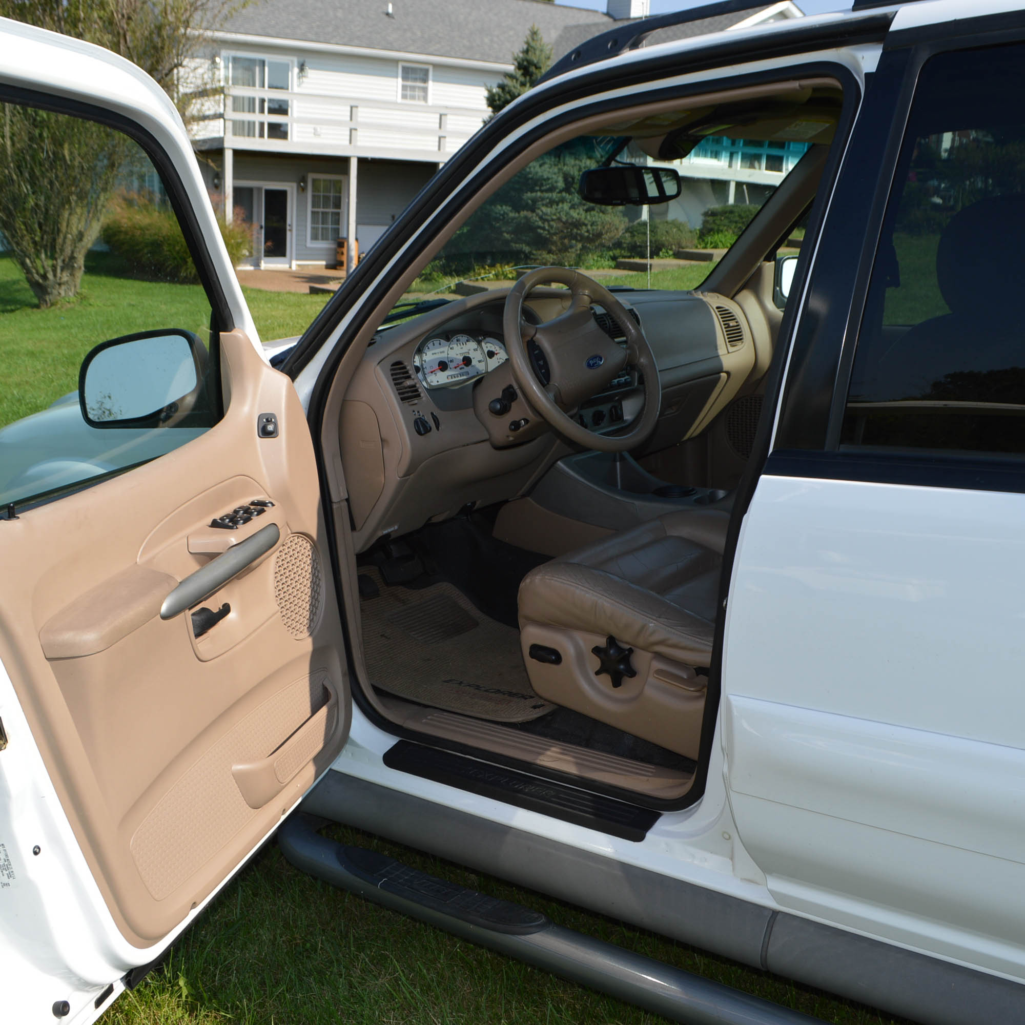 2002 Ford Explorer Sport Trac Pickup Truck
