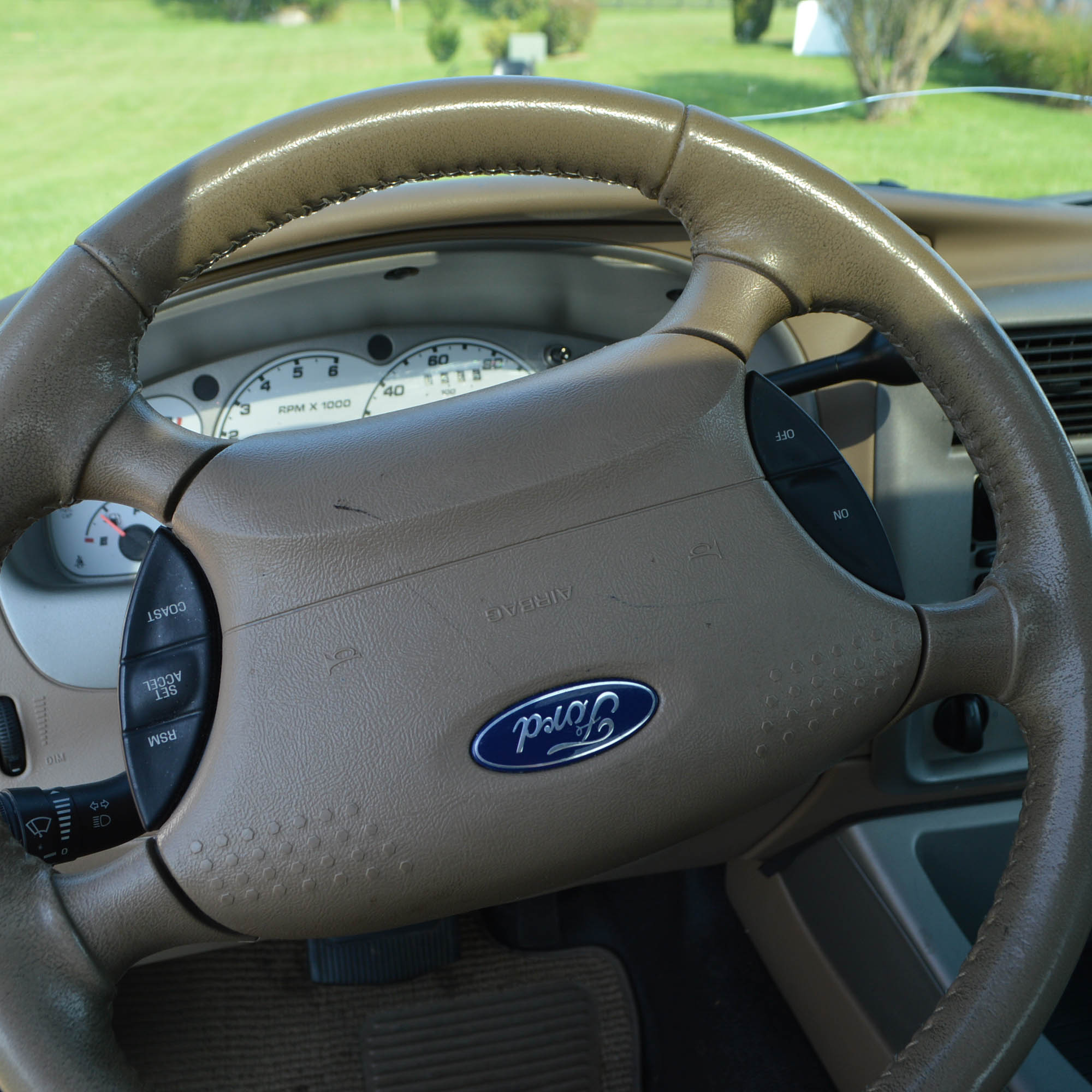 2002 Ford Explorer Sport Trac Pickup Truck