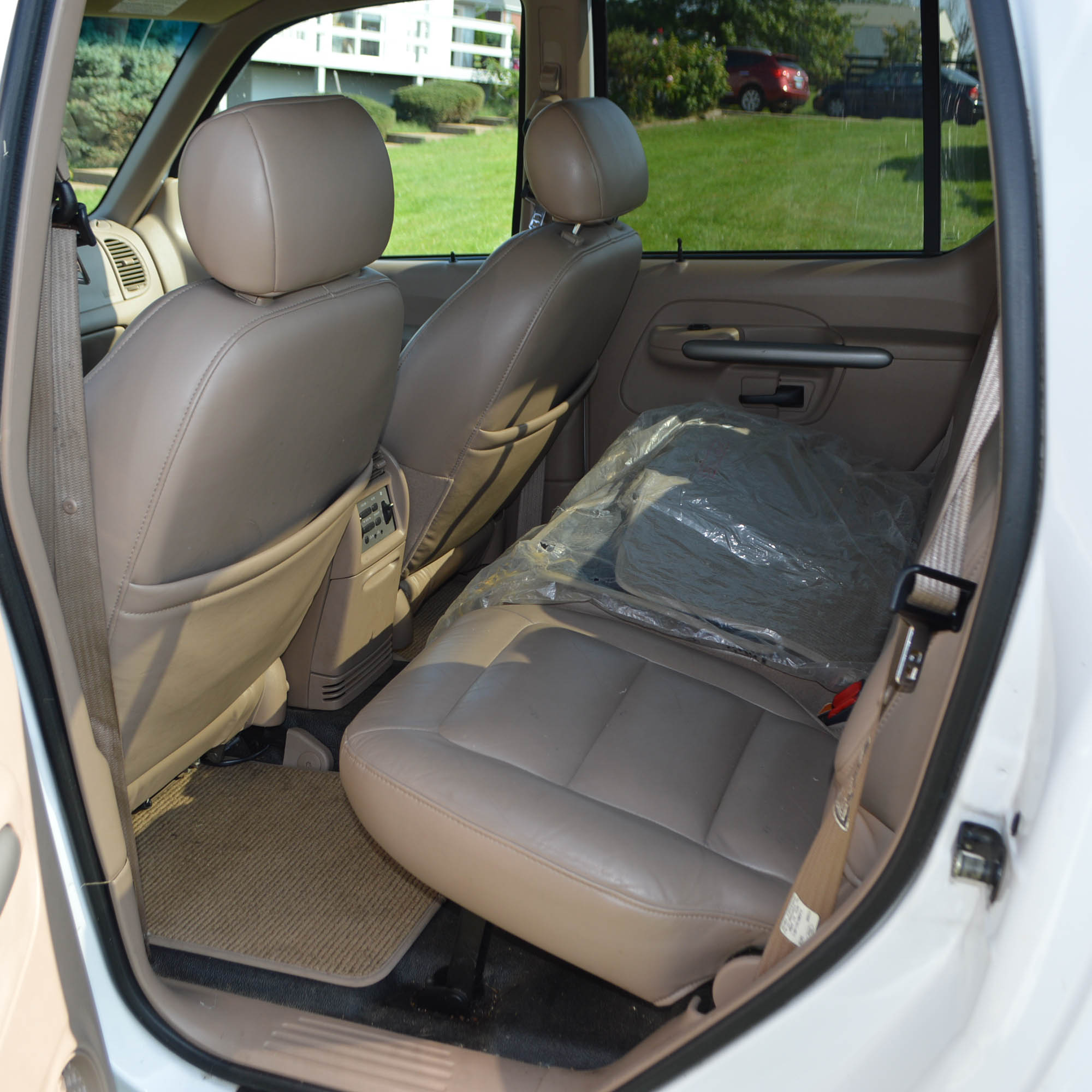 2002 Ford Explorer Sport Trac Pickup Truck