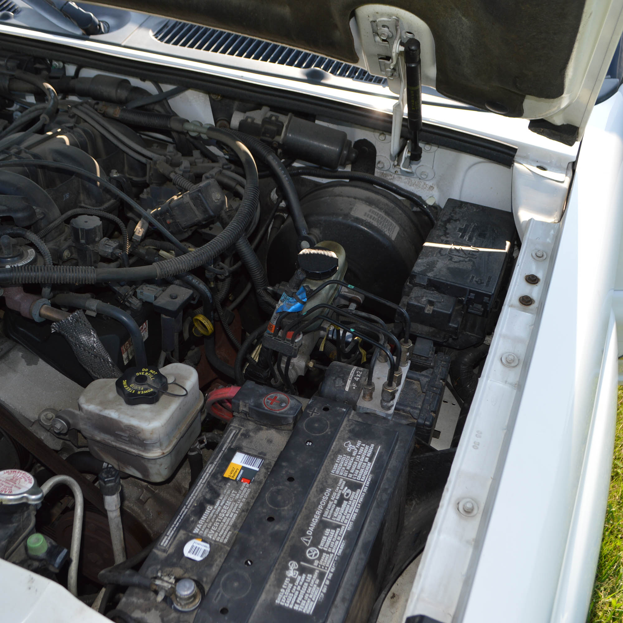 2002 Ford Explorer Sport Trac Pickup Truck