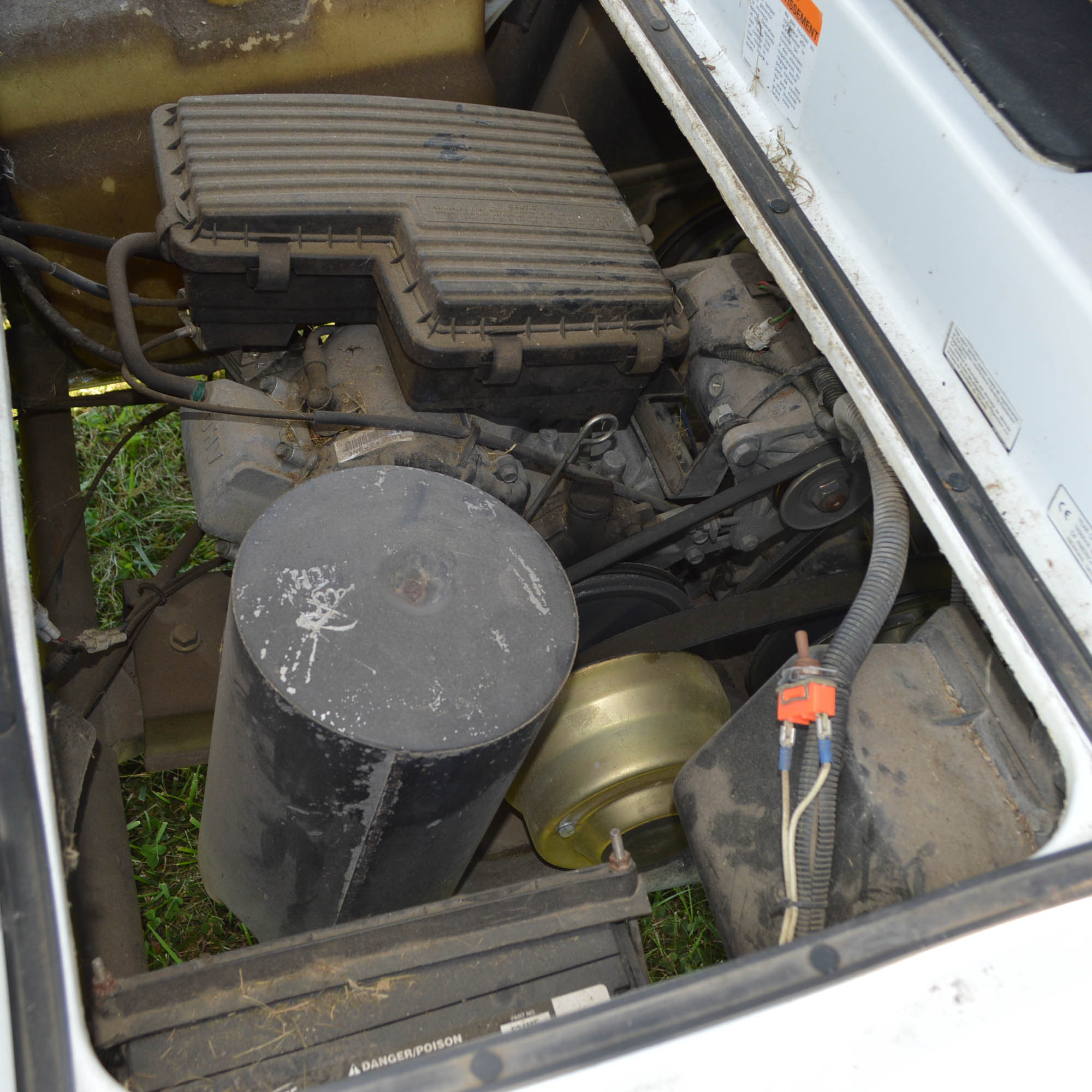 2000 Yamaha G19E University of Kentucky Gas-Powered Golf Cart