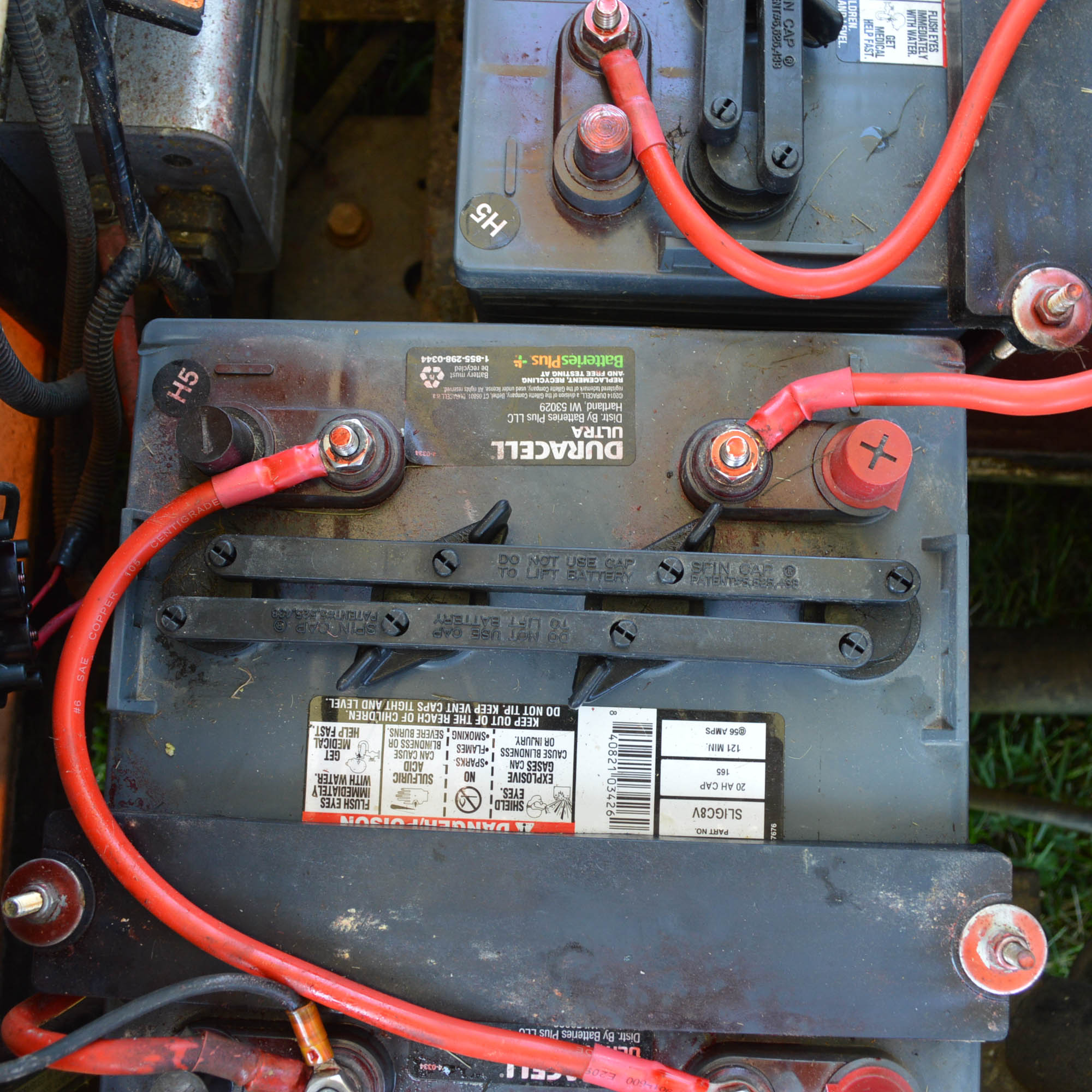 2000 Yamaha G19E University of Kentucky Gas-Powered Golf Cart