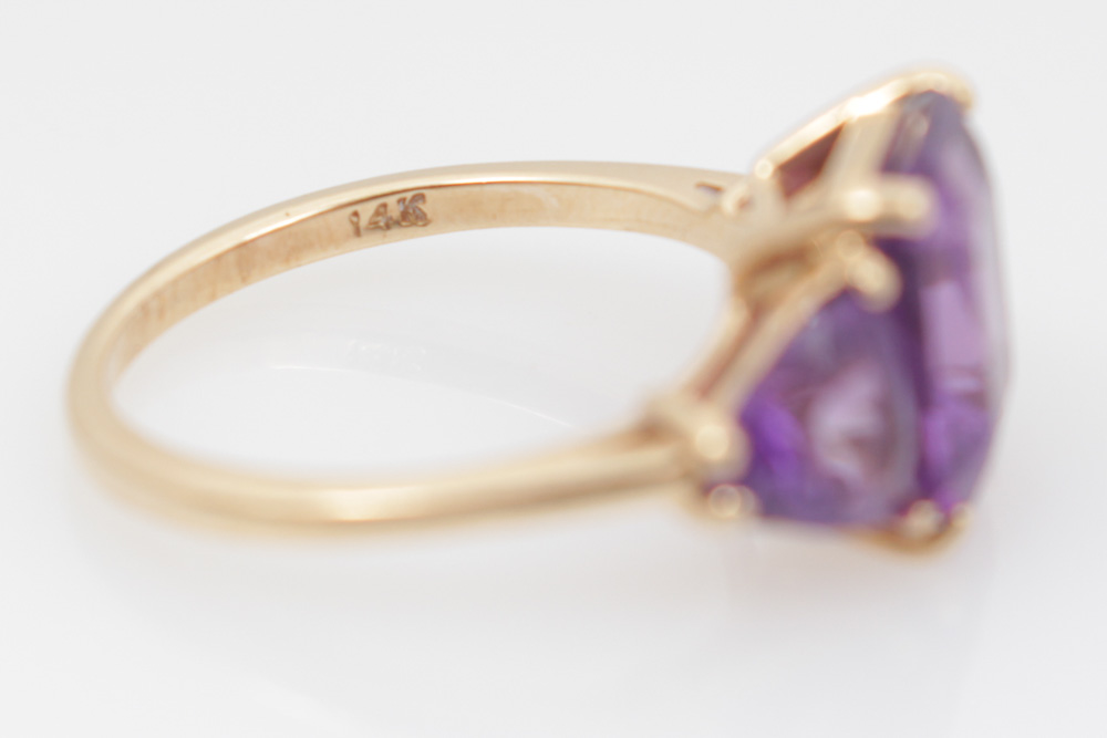 14K Yellow Gold and Amethyst Ring