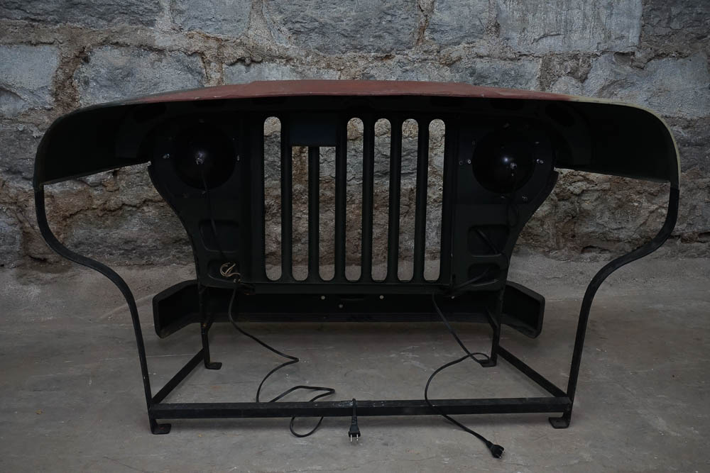 Car Front End Console Table