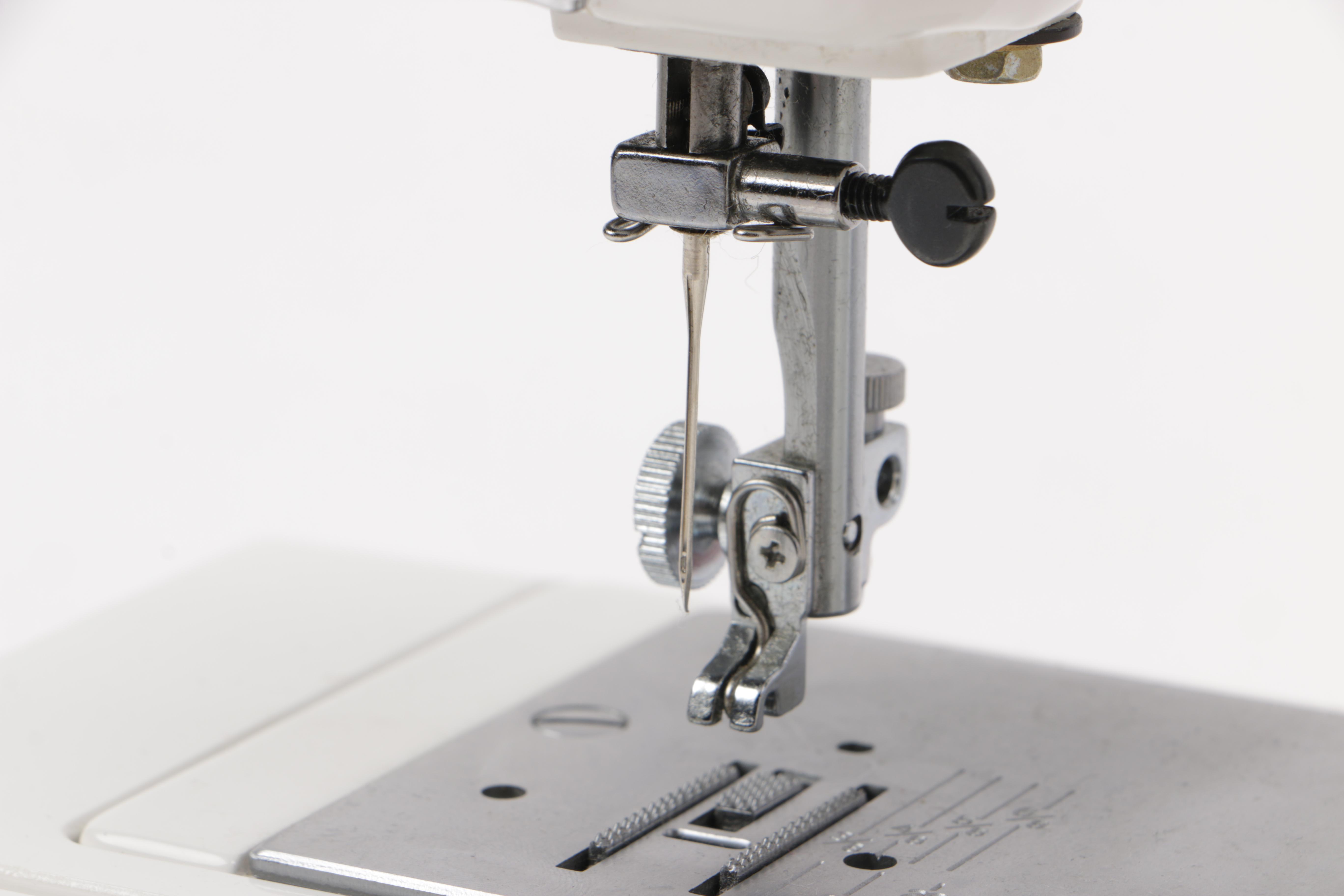 Dorina Hobby 303 Sewing Machine