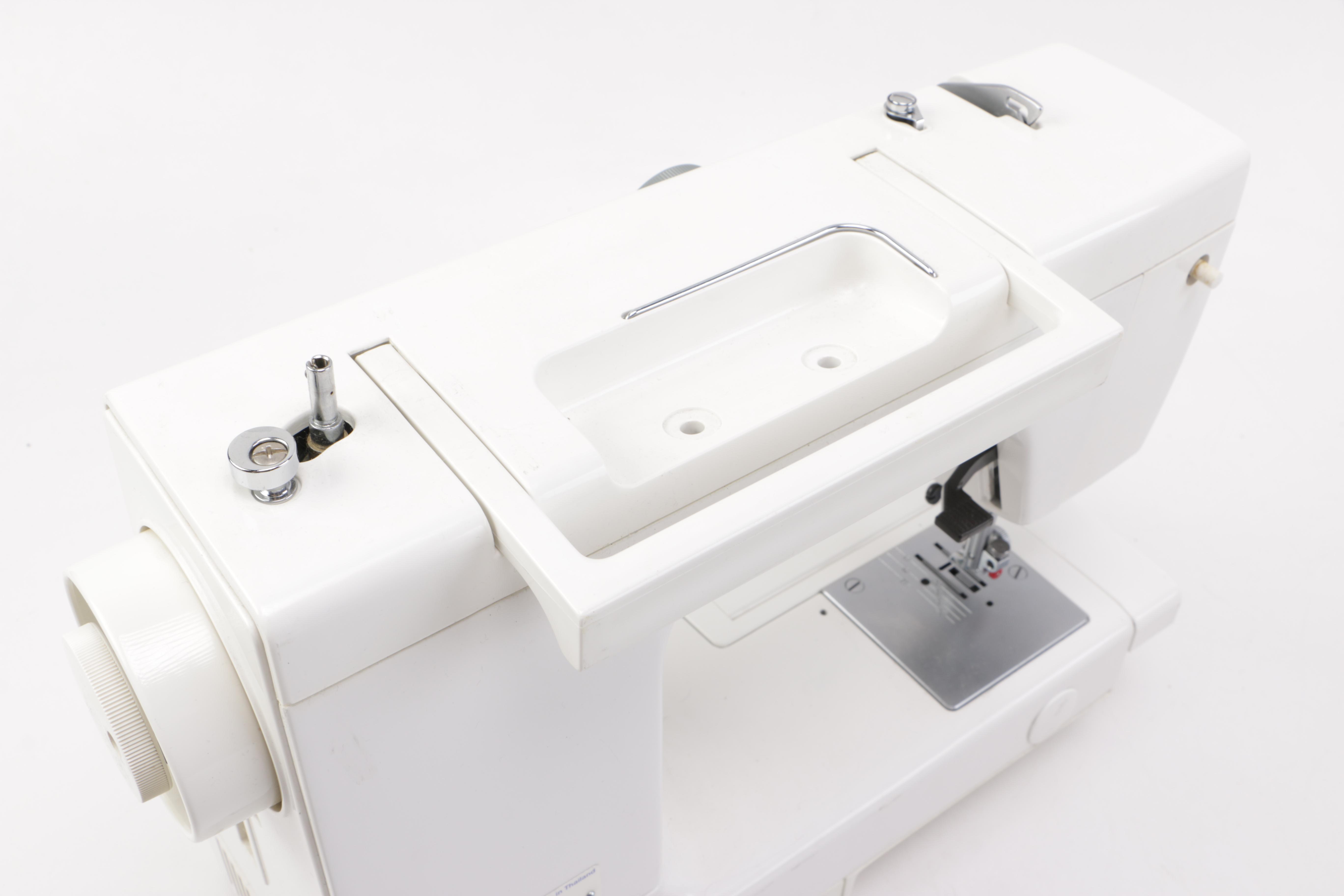 Dorina Hobby 303 Sewing Machine