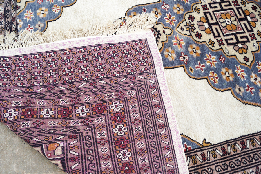 Hand-Knotted Sino-Turkmen Area Rug