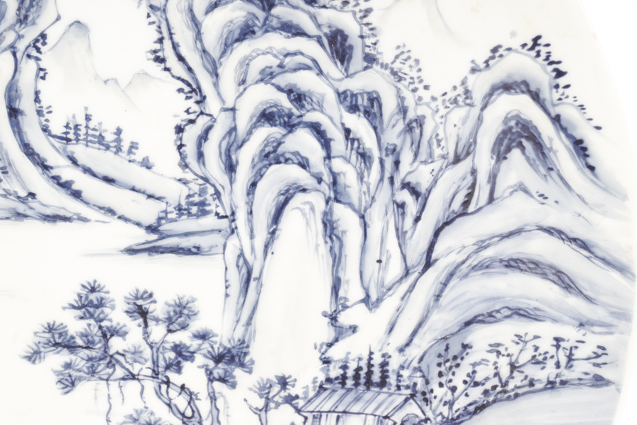 Chinese Hand-painted Decorative Plate