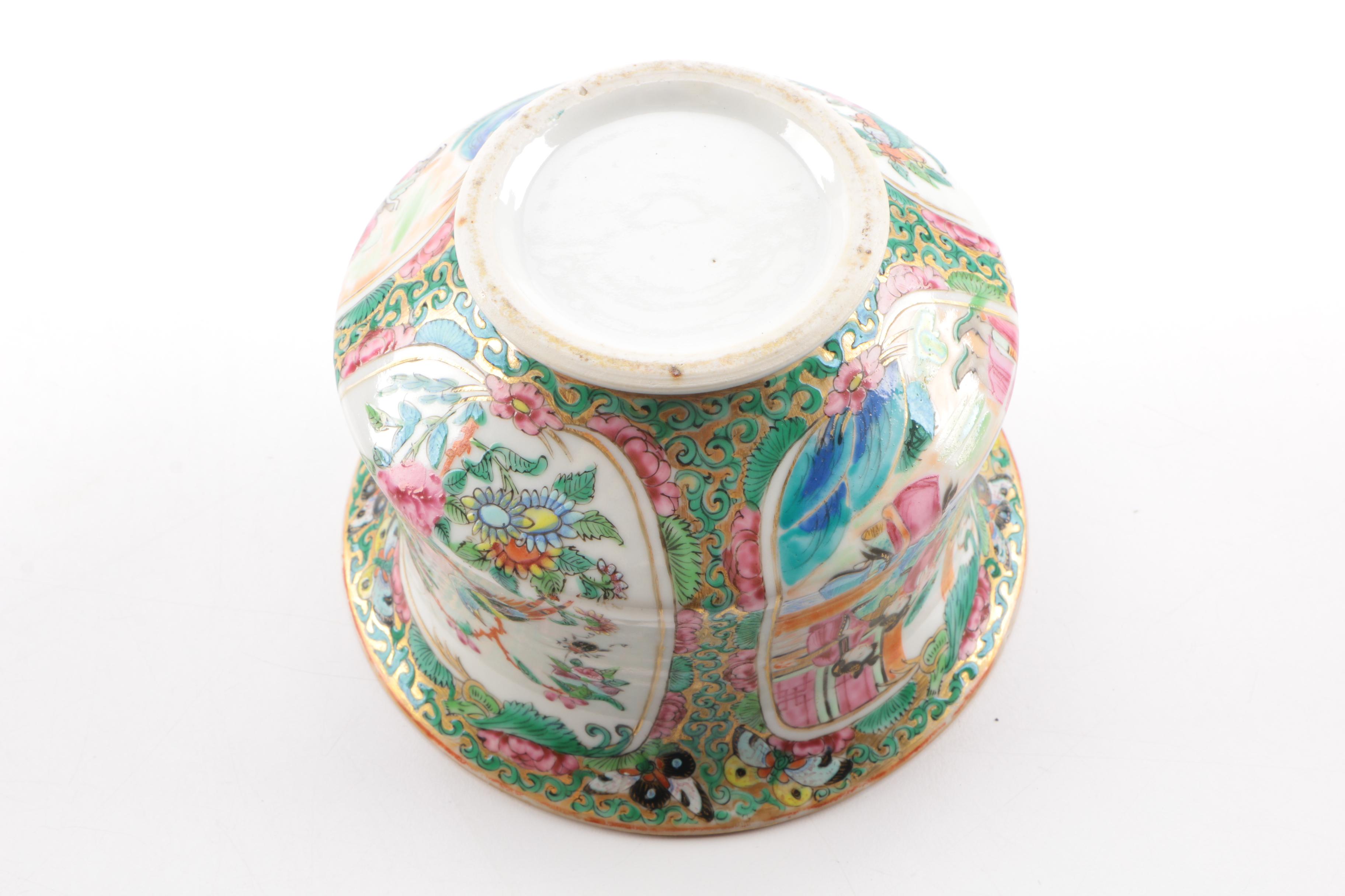 Chinese Rose Medallion Porcelain Container With Lid