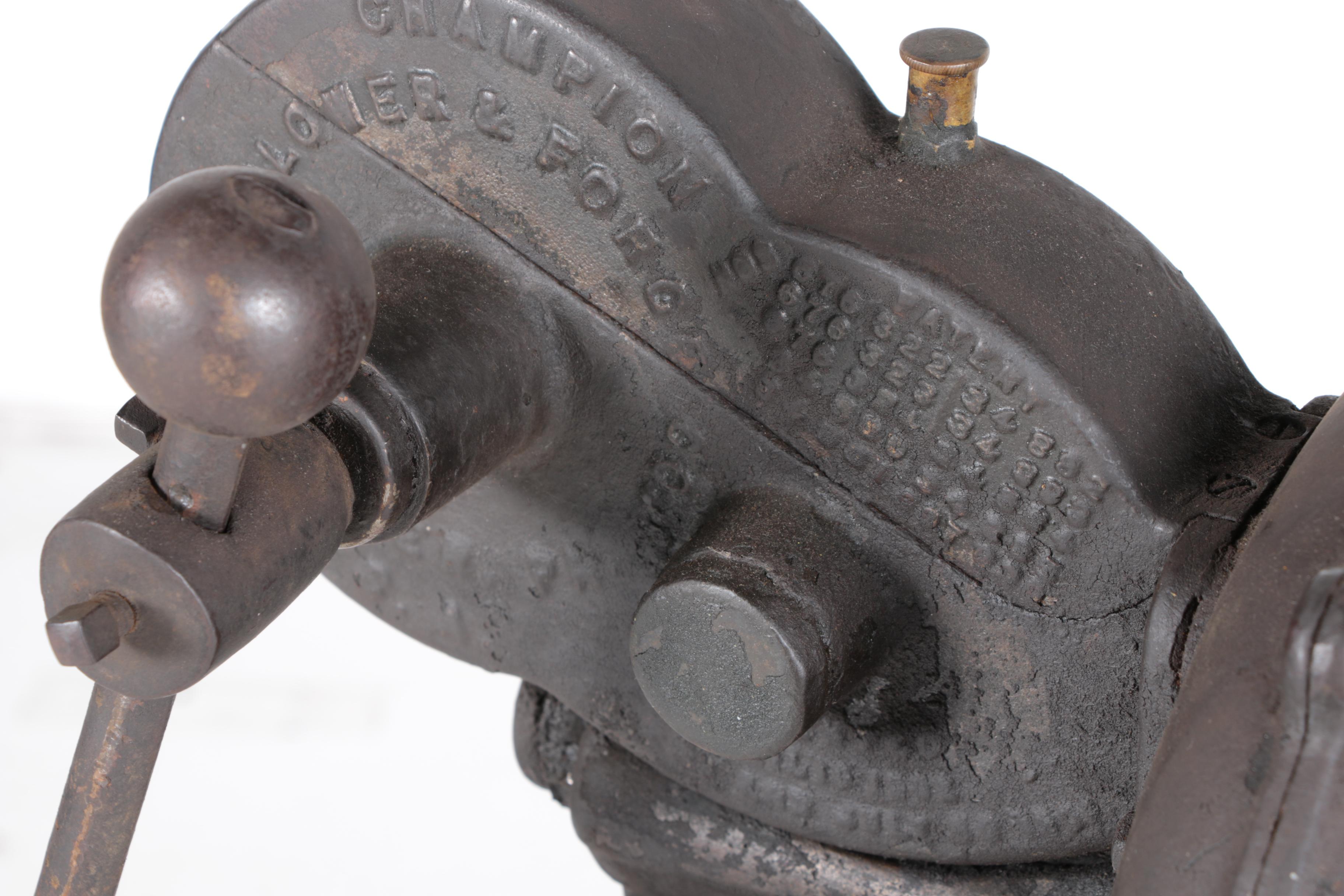 Antique Champion 400 Blacksmith Blower/Forger