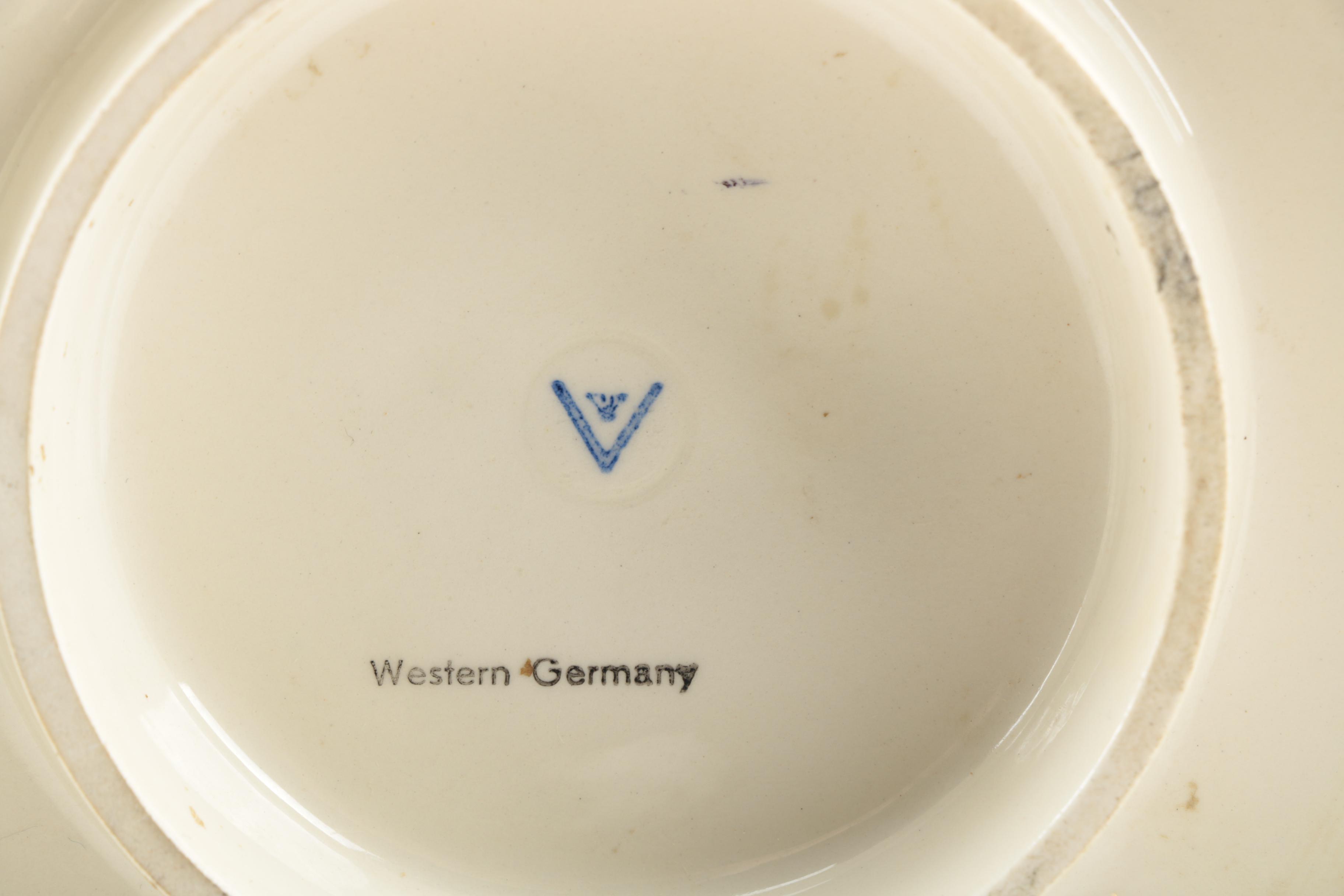 Vintage Hummel "Ring Around the Rosie"