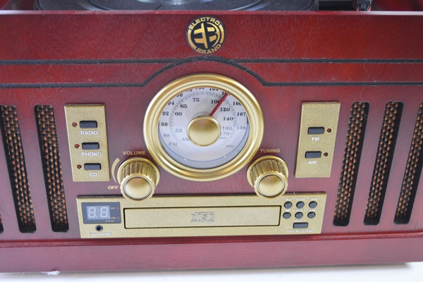 Electro Brand Retro Style Turntable CD Stereo