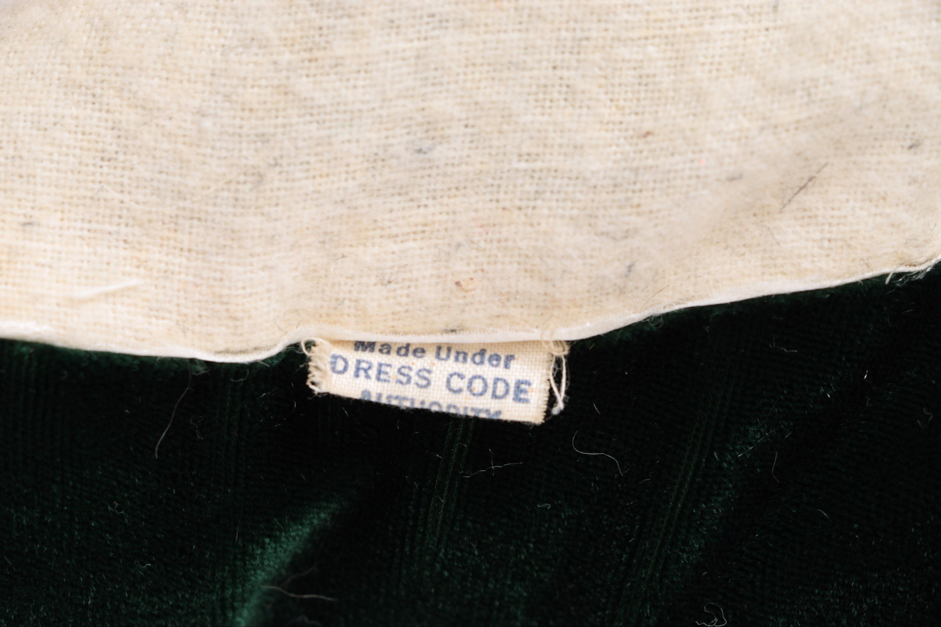 1930s Green Velvet Dressing Coat with Rabbit Fur Collar