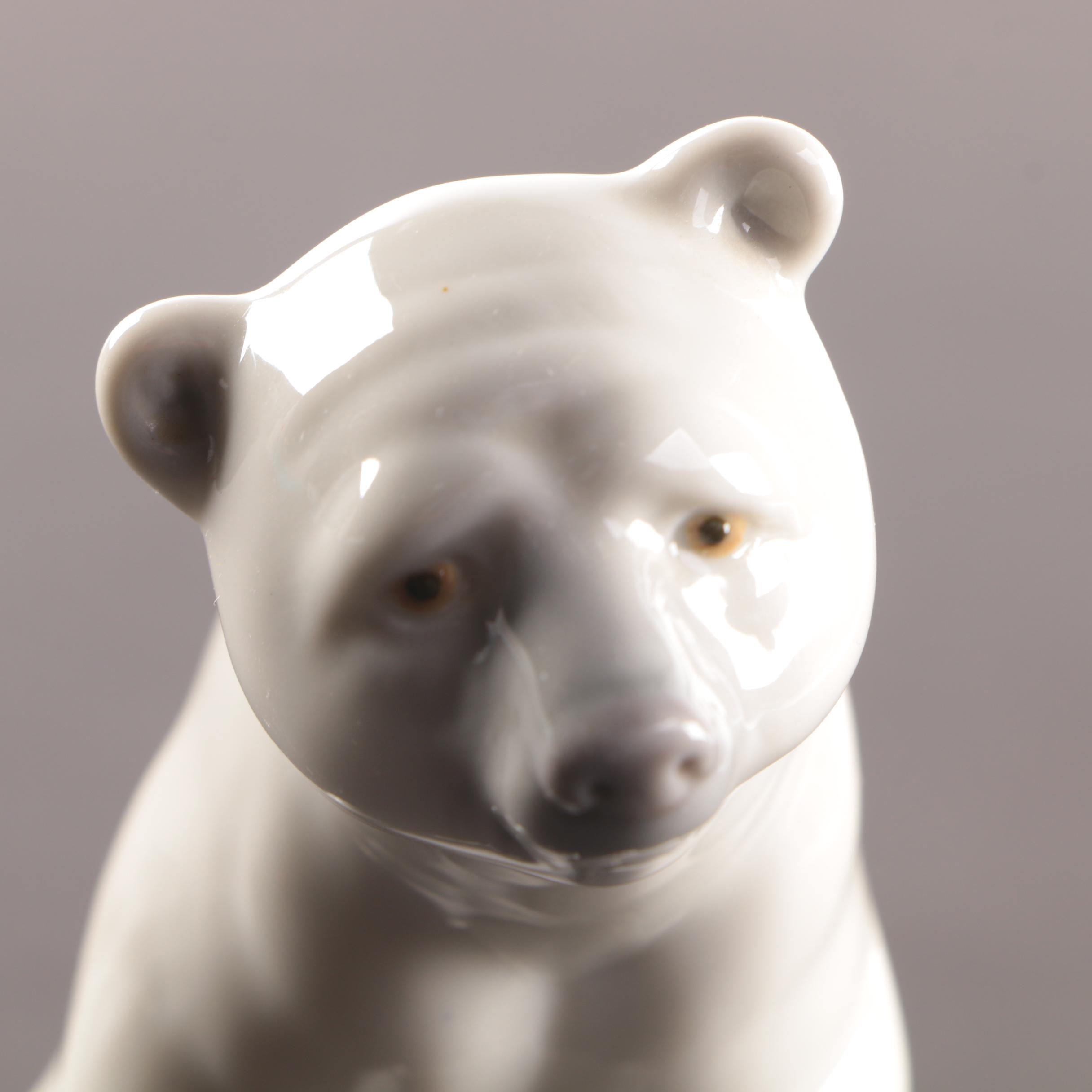 Lladró Porcelain Polar Bear Figurine