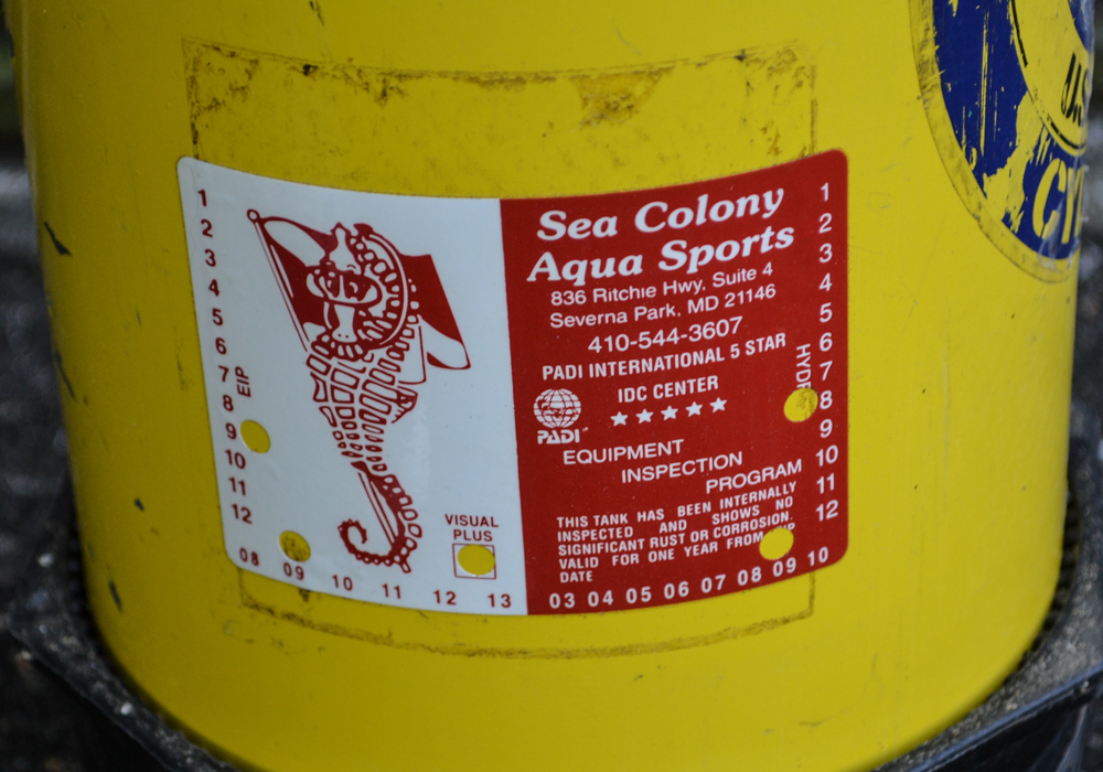 Vintage Aqua-Lung U.S. Divers Scuba Tank