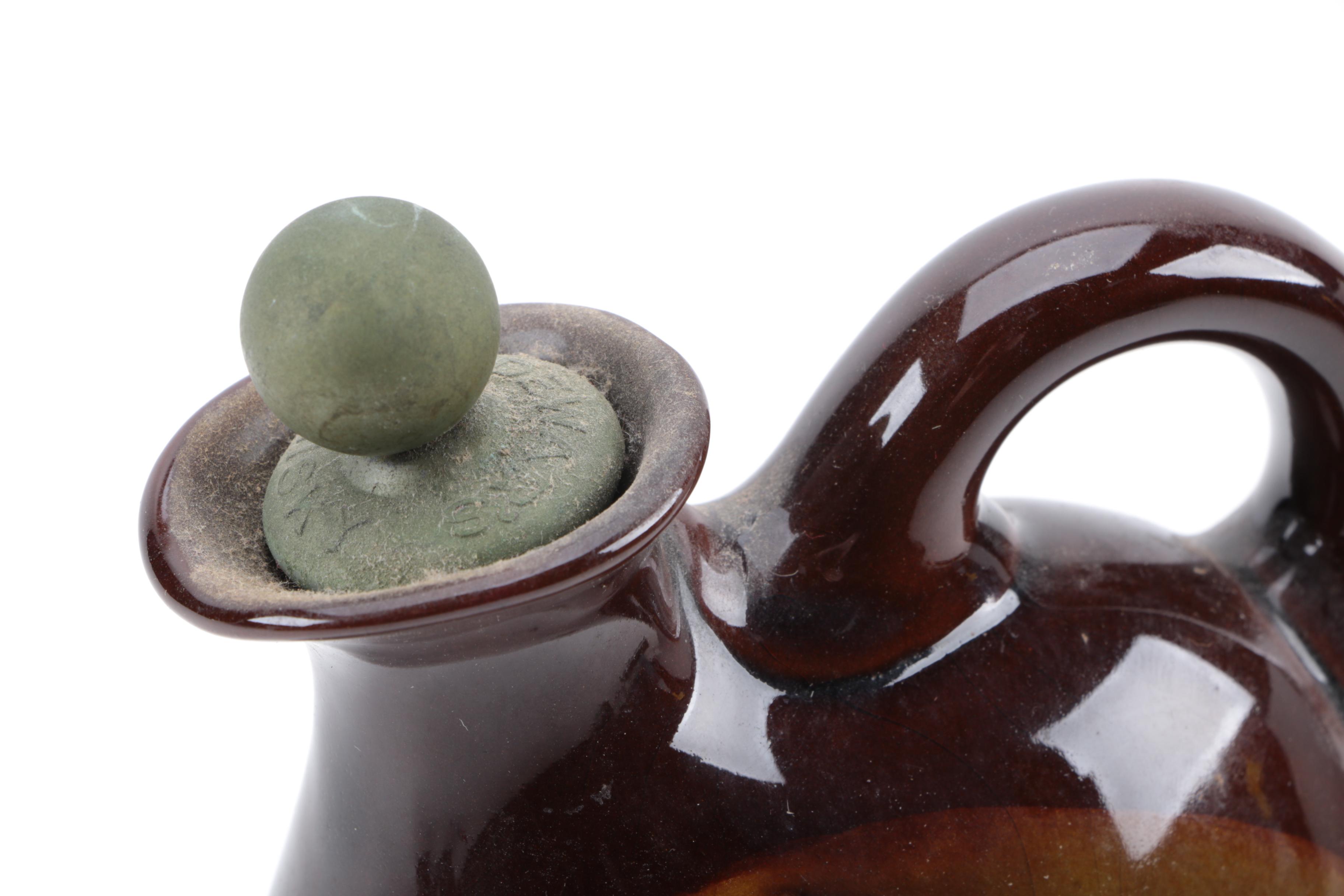 Royal Doulton Dewar's Whiskey "The Pipe Major" Flask