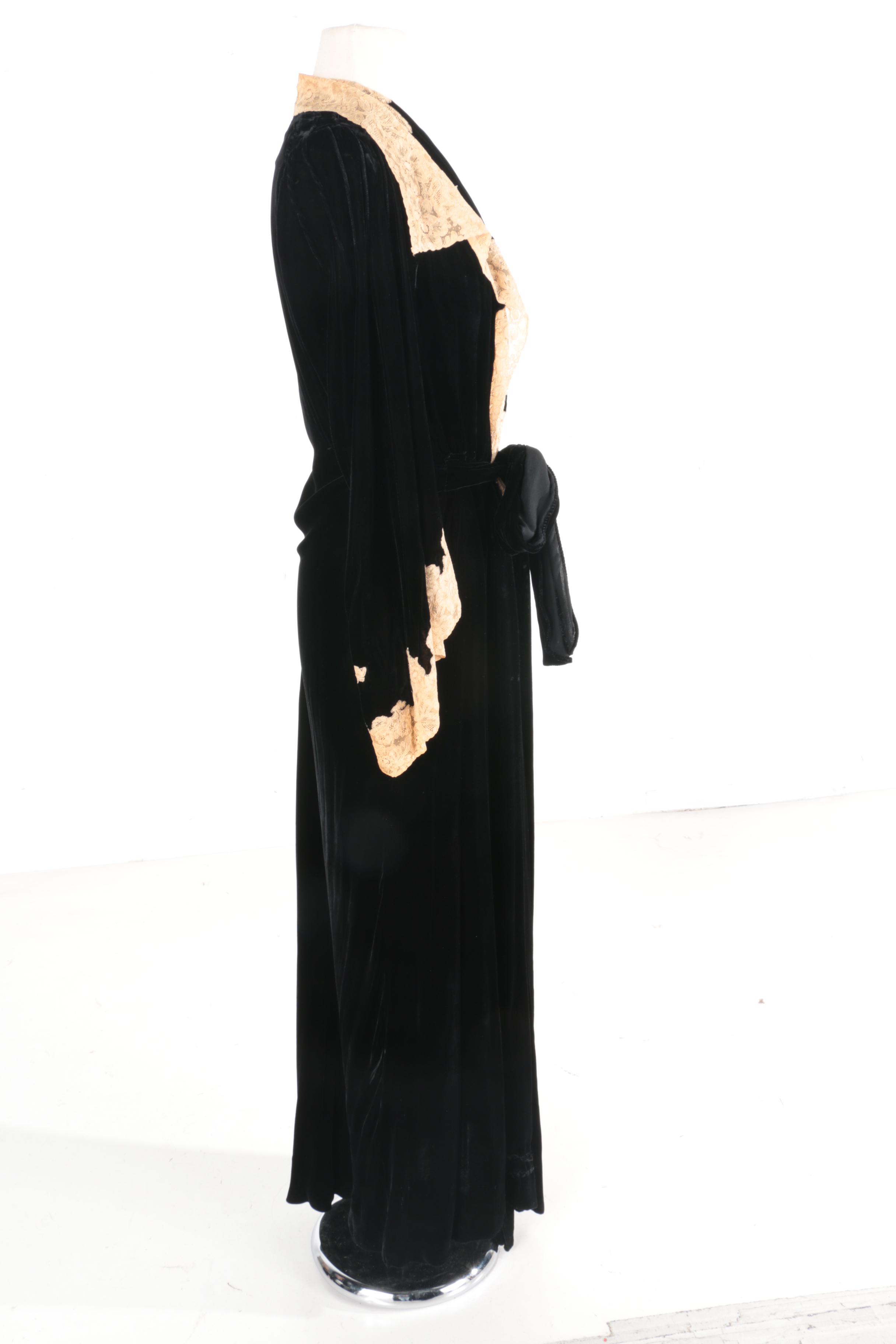 Vintage Black Velvet Robe
