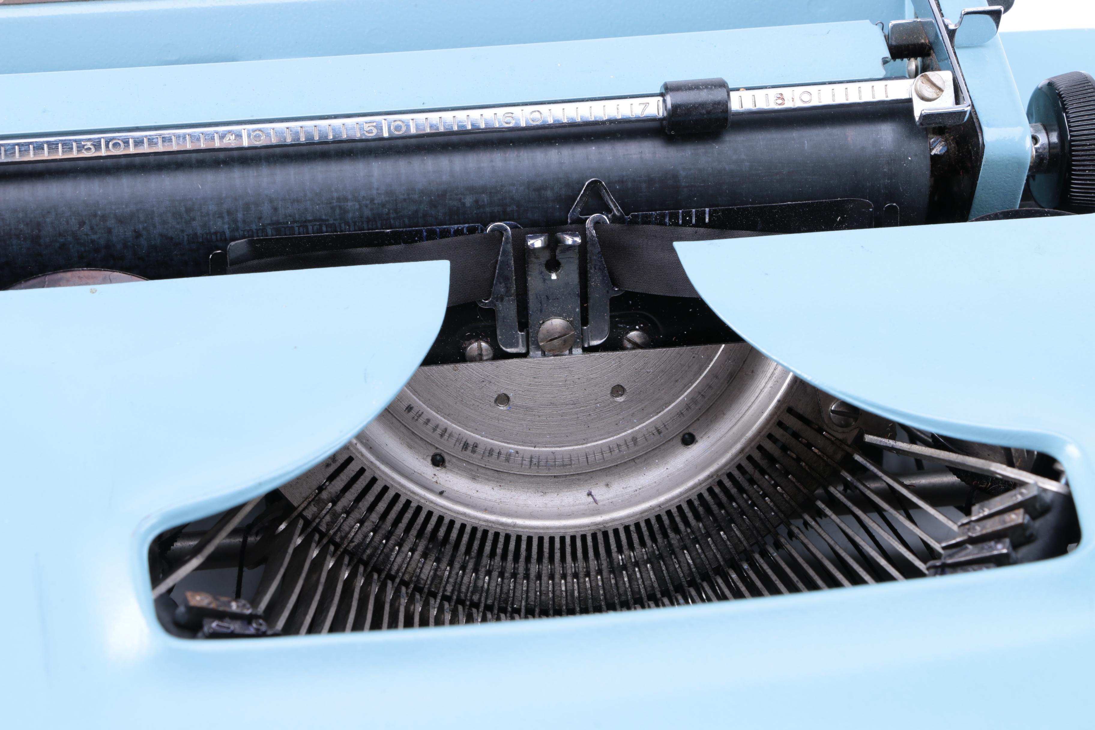 Vintage Remington Monarch Typewriter