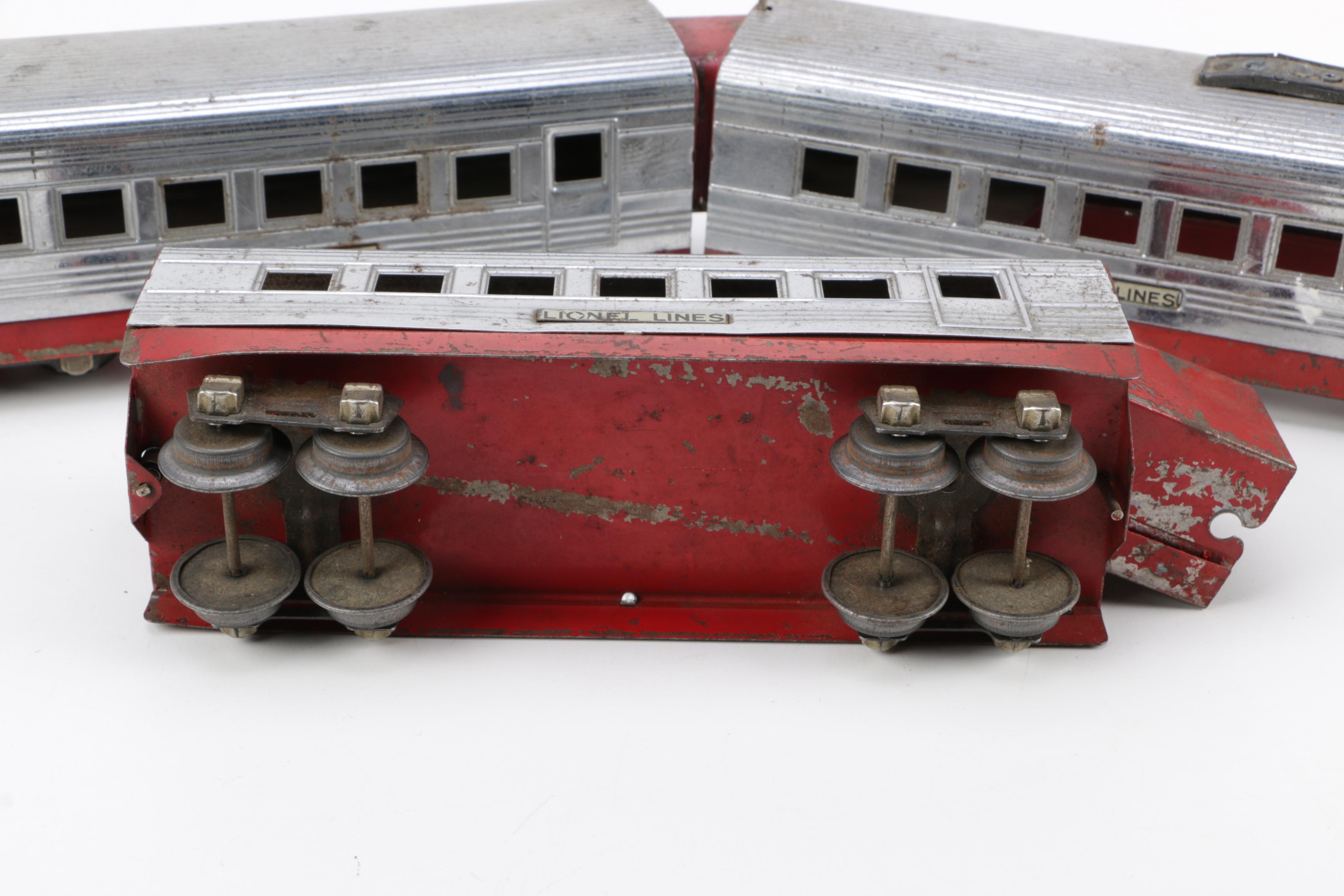 Lionel Junior Pre-War Streamliner Passenger Cars