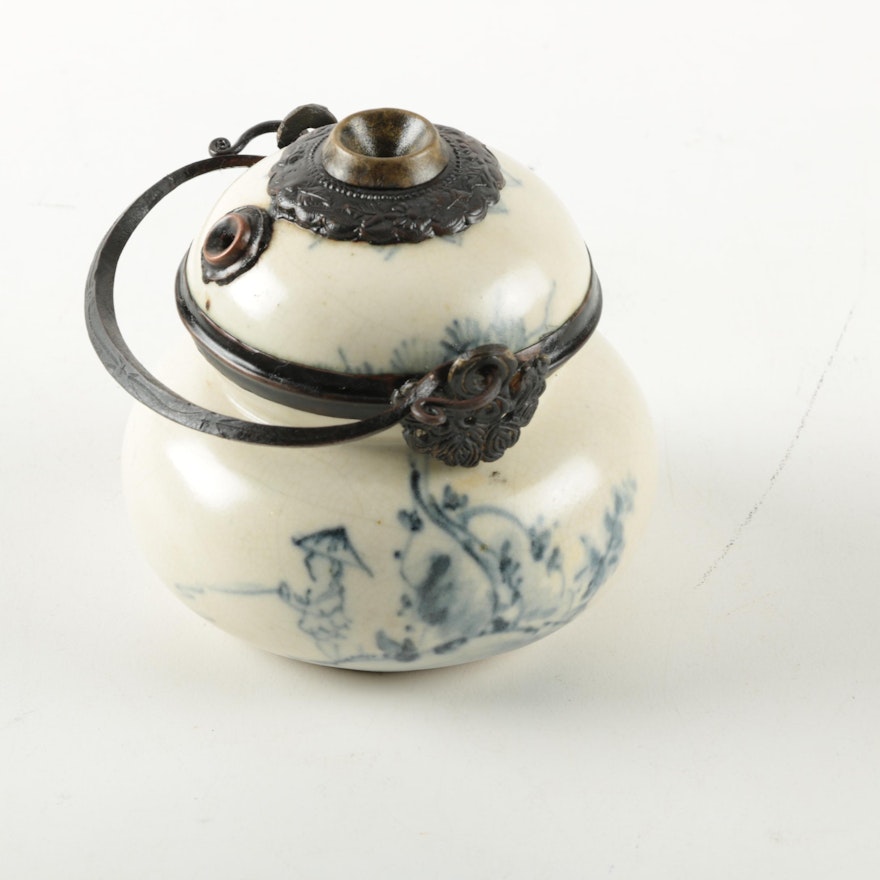 Chinese Blue and White Ceramic Pot