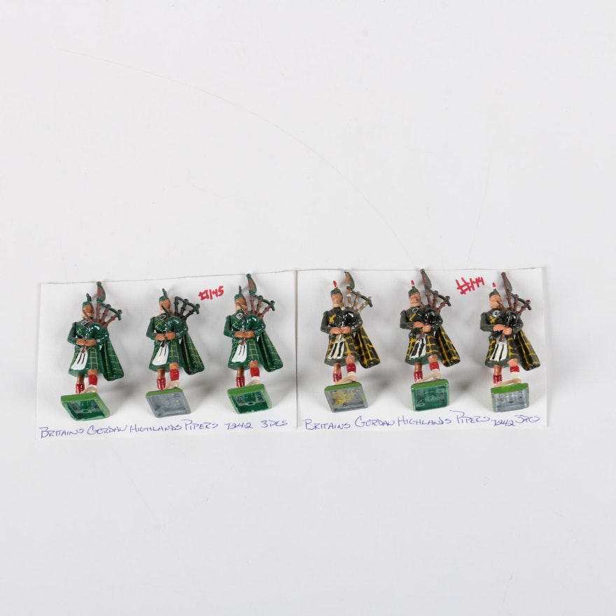 Gordon Highland Pipers Figurines by Britains