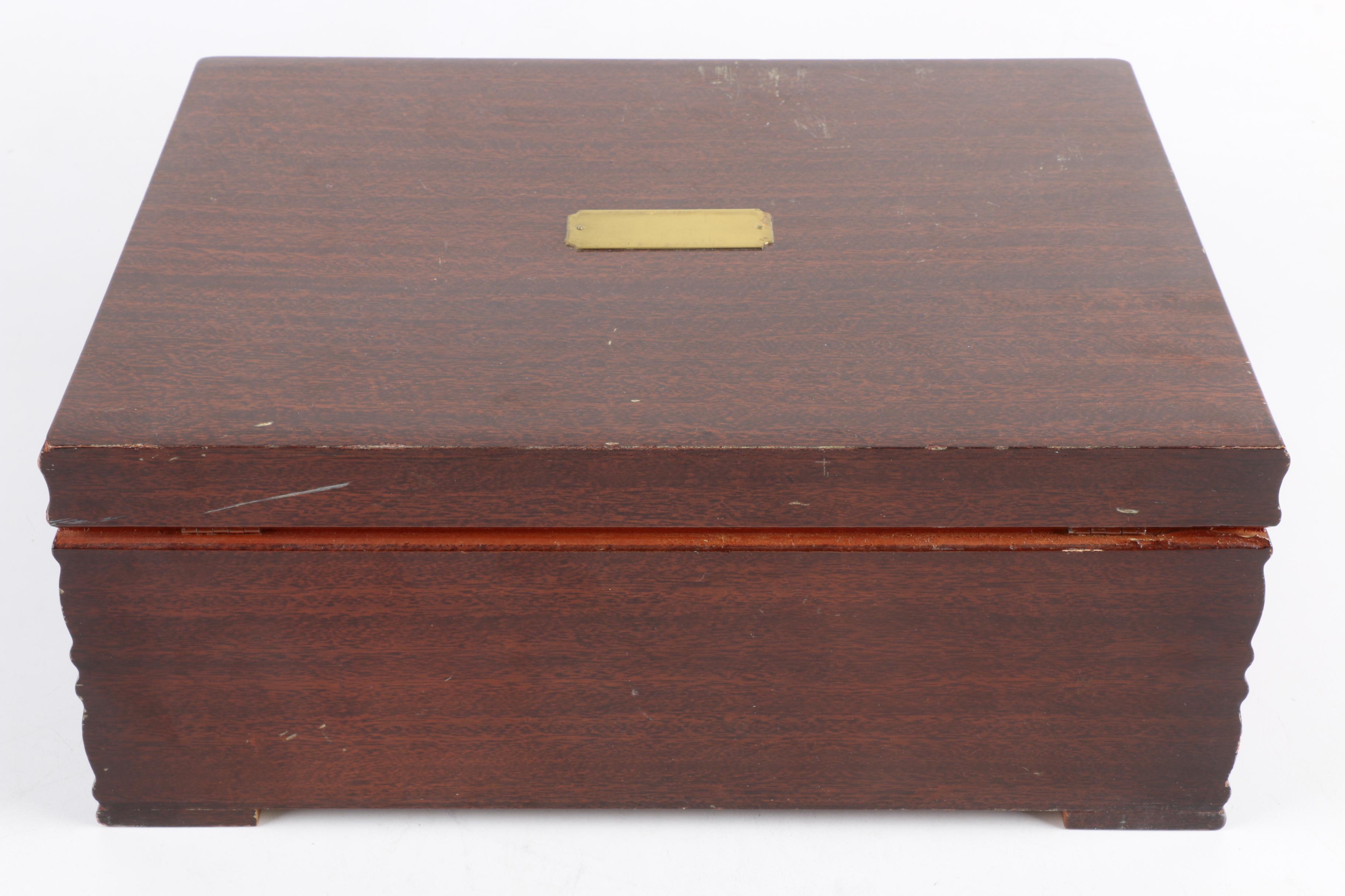 Oneida Community "Morning Star" Silver Plate Flatware Set