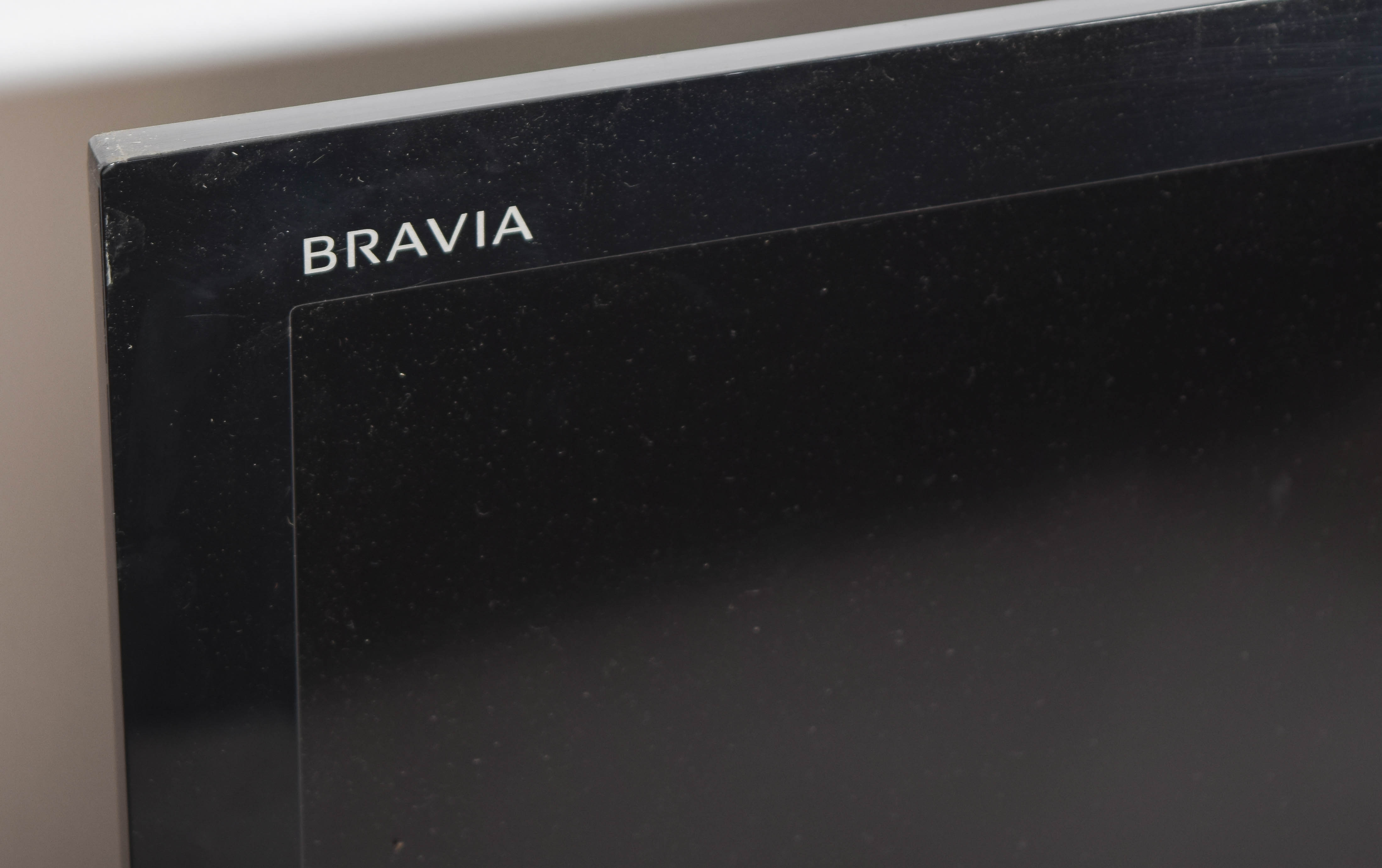 Sony Bravia 55" HDTV and Mount