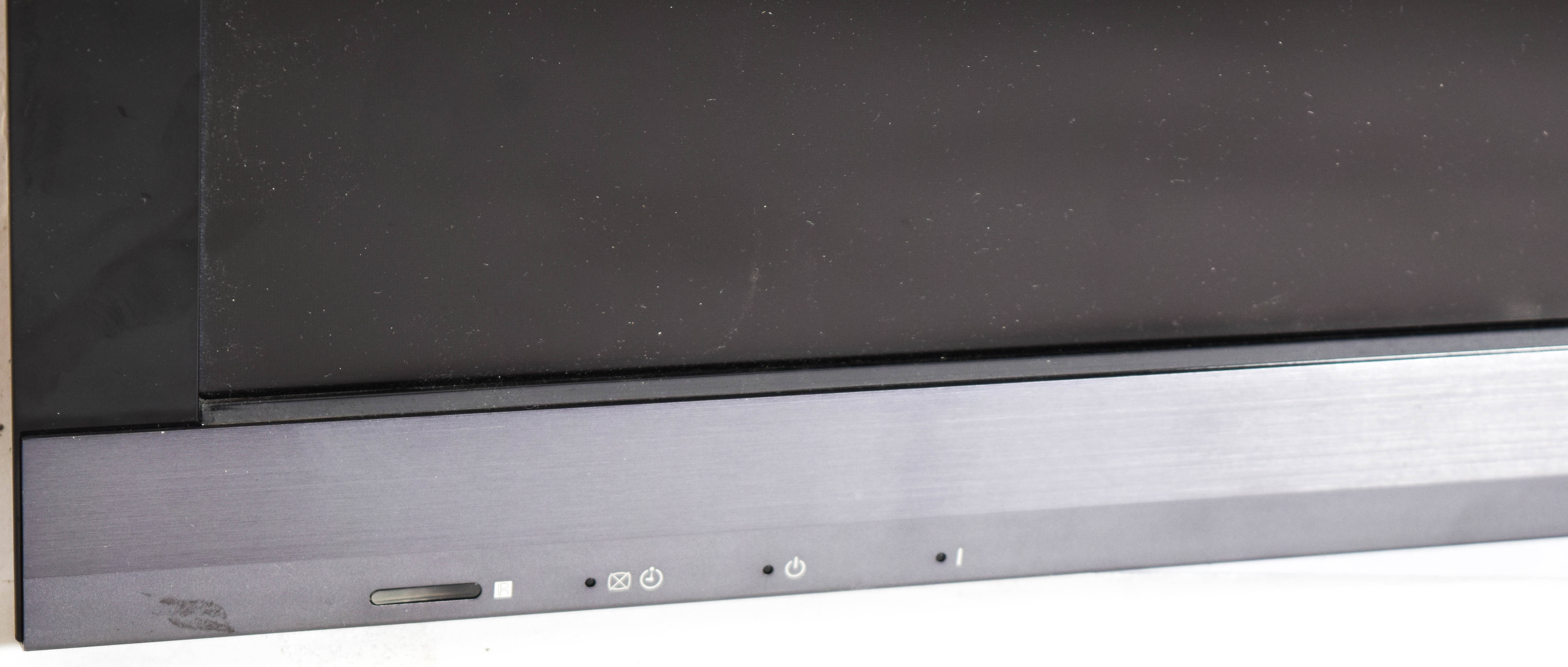 Sony Bravia 55" HDTV and Mount