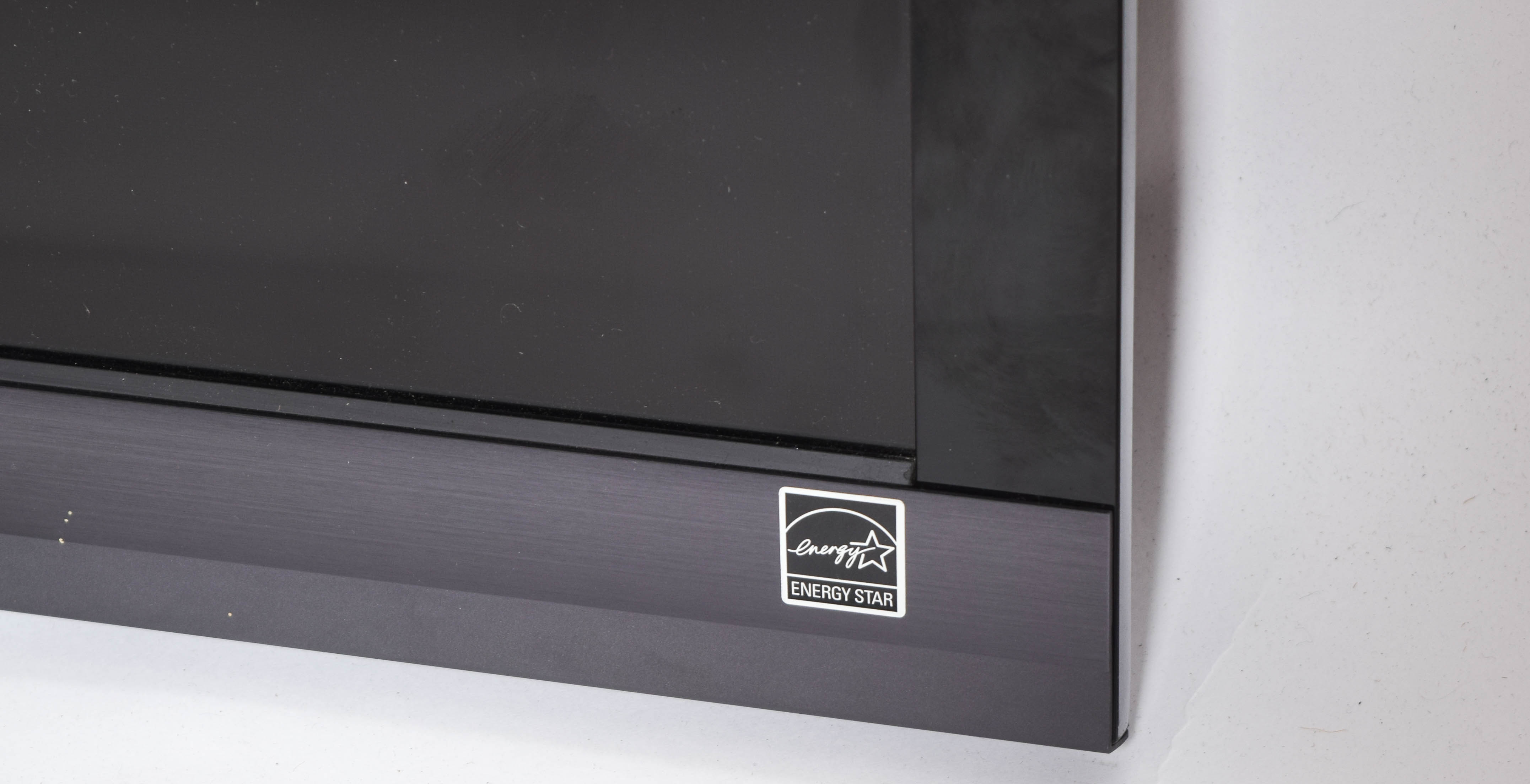 Sony Bravia 55" HDTV and Mount