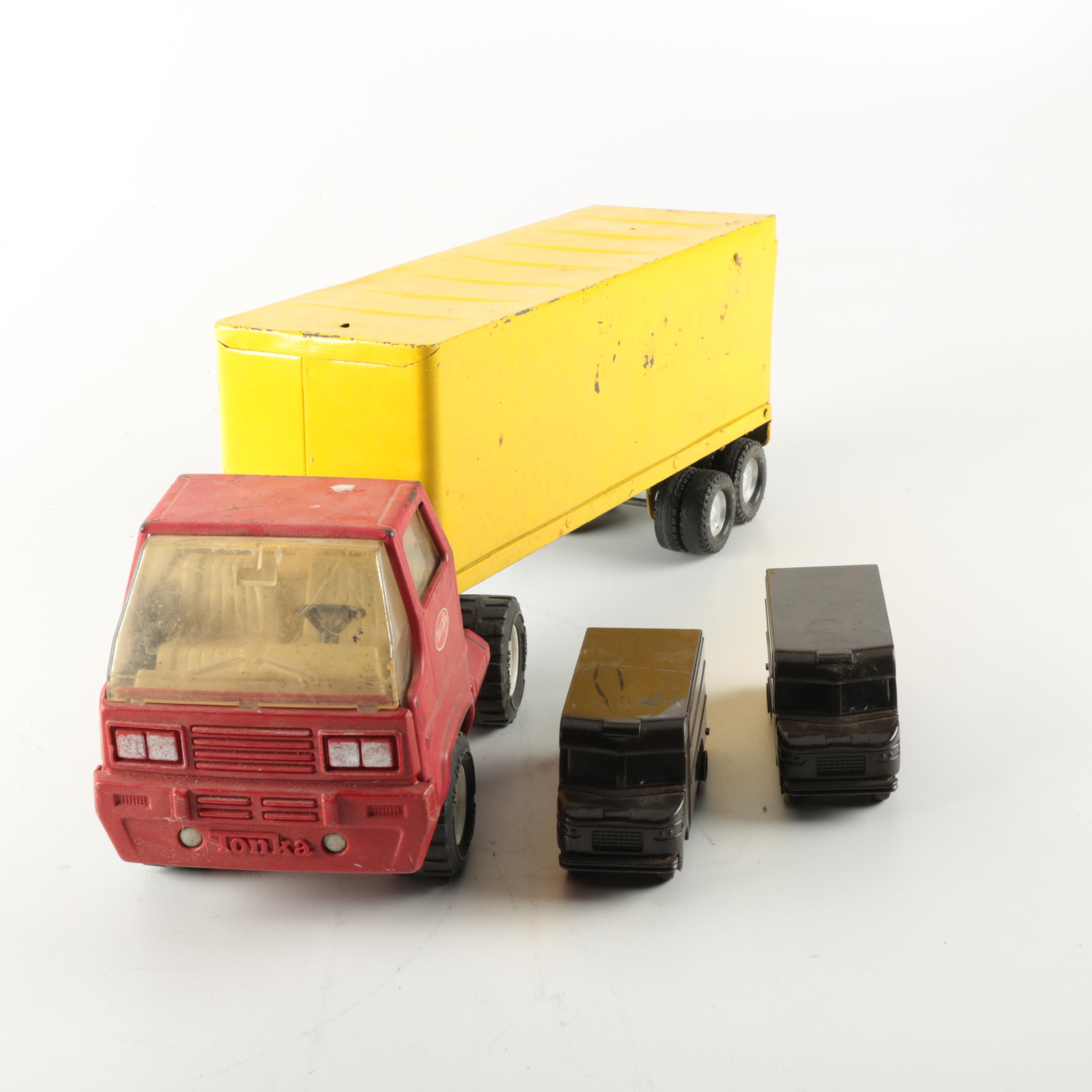 Vintage Tonka Tractor Trailer and UPS Trucks