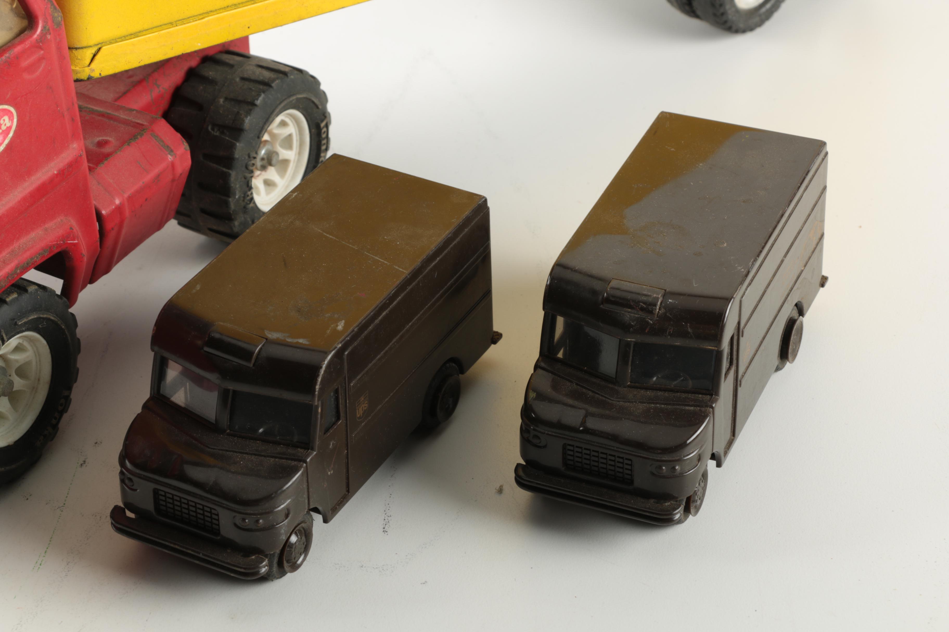 Vintage Tonka Tractor Trailer and UPS Trucks