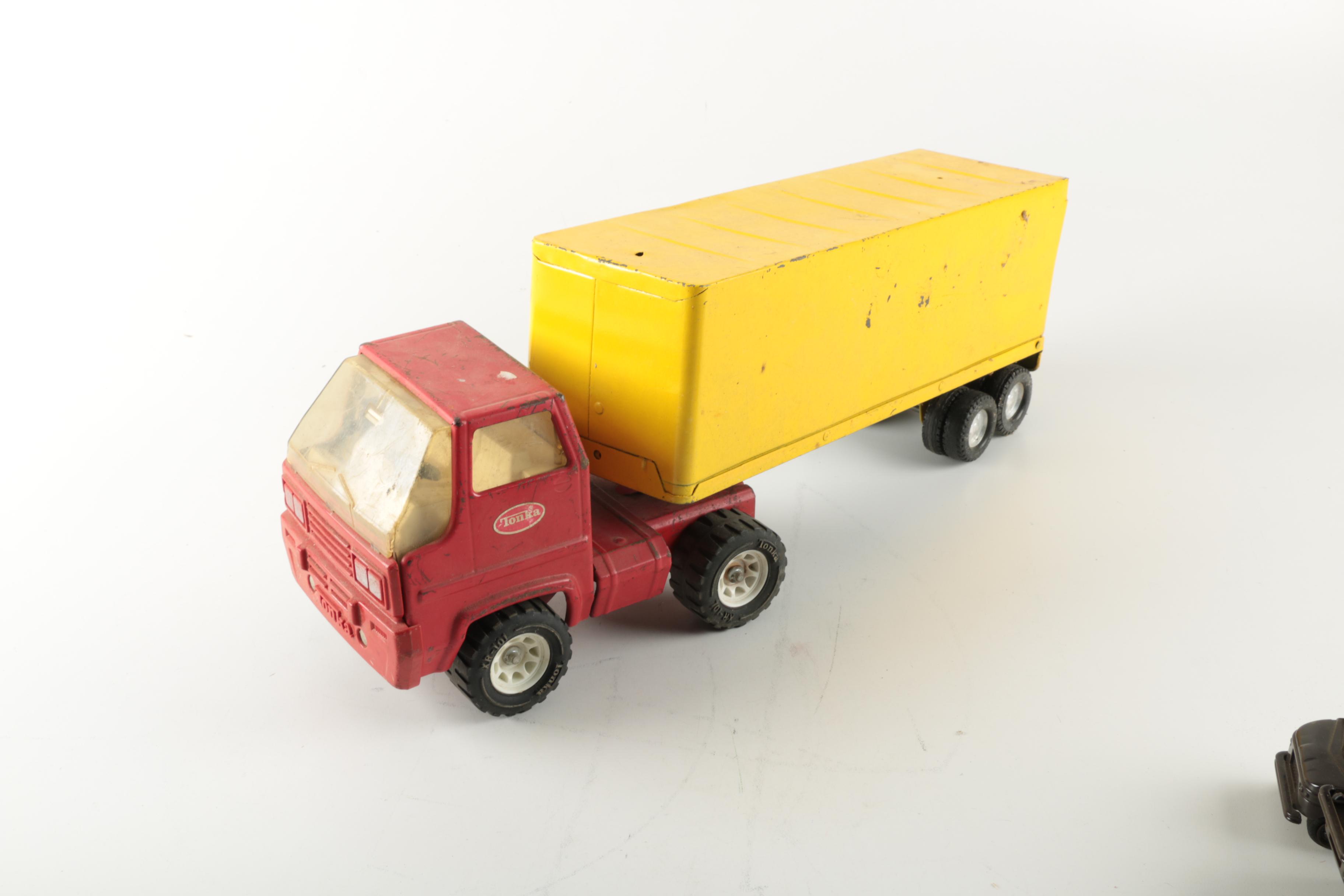 Vintage Tonka Tractor Trailer and UPS Trucks