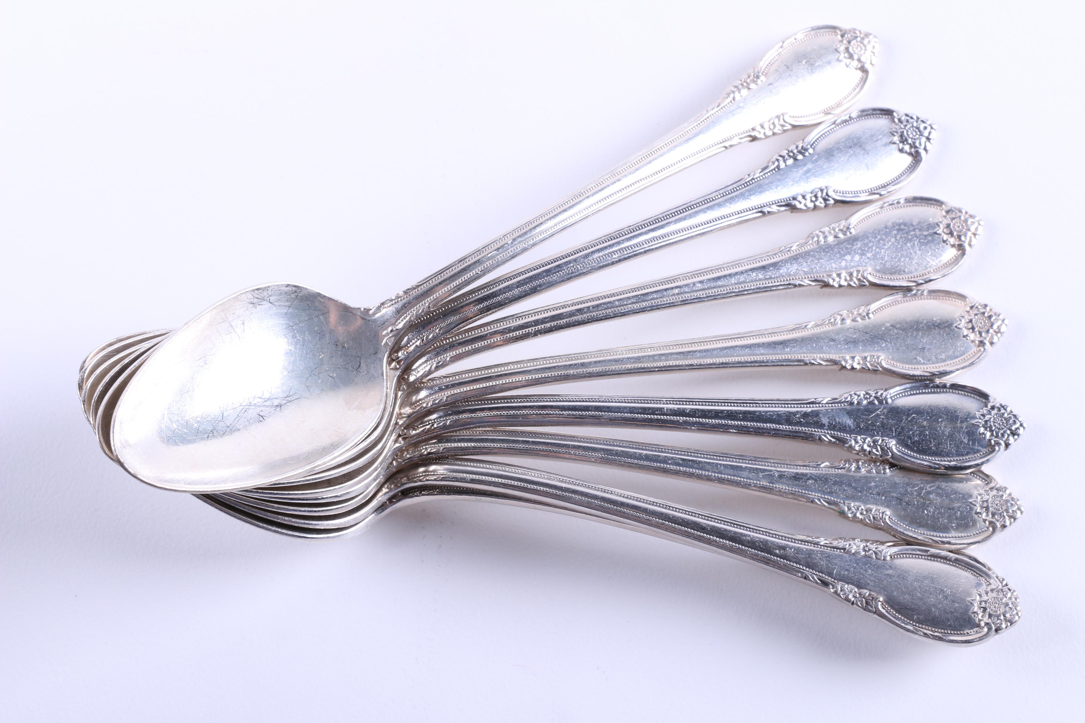 1847 Rogers Bros. "Remembrance" Flatware Set