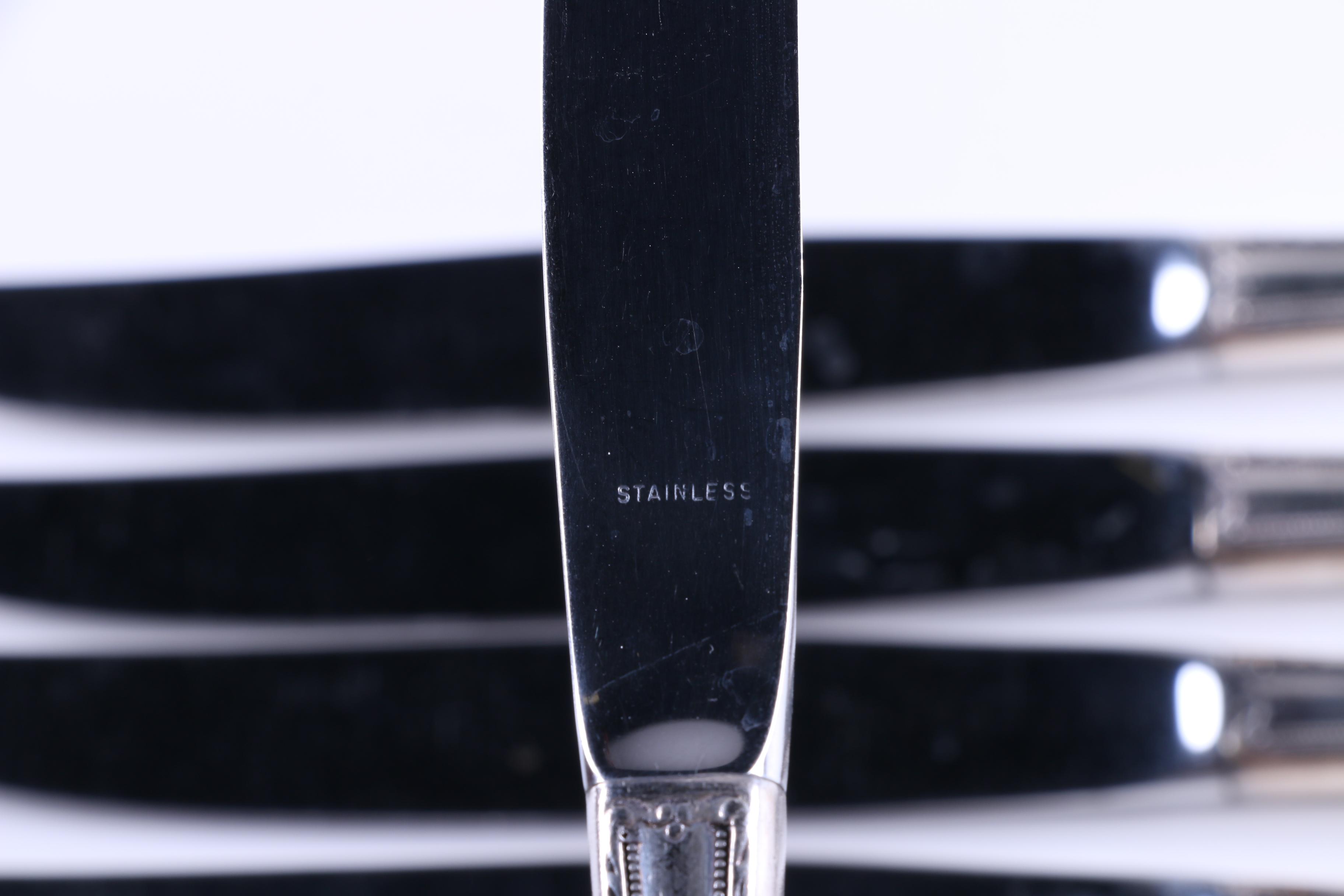 1847 Rogers Bros. "Remembrance" Flatware Set