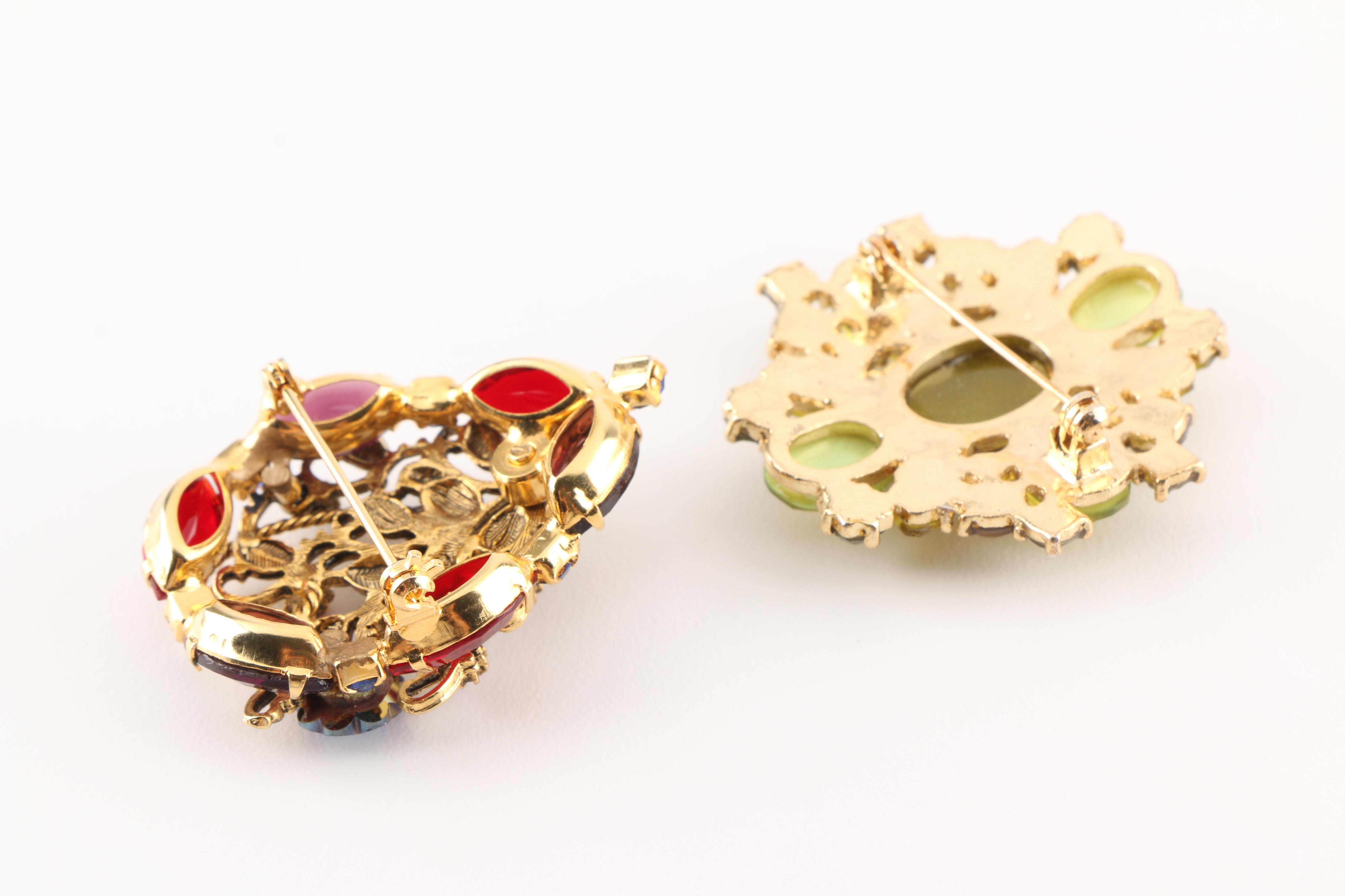 Assortment of Brooches and Earring Including Richelieu