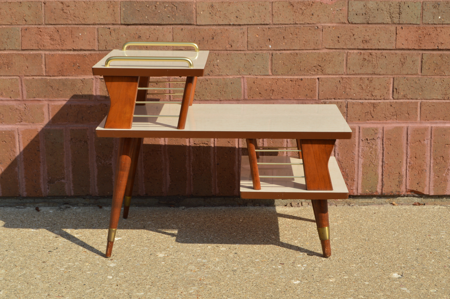 Mid Century Modern Laminate Top End Table
